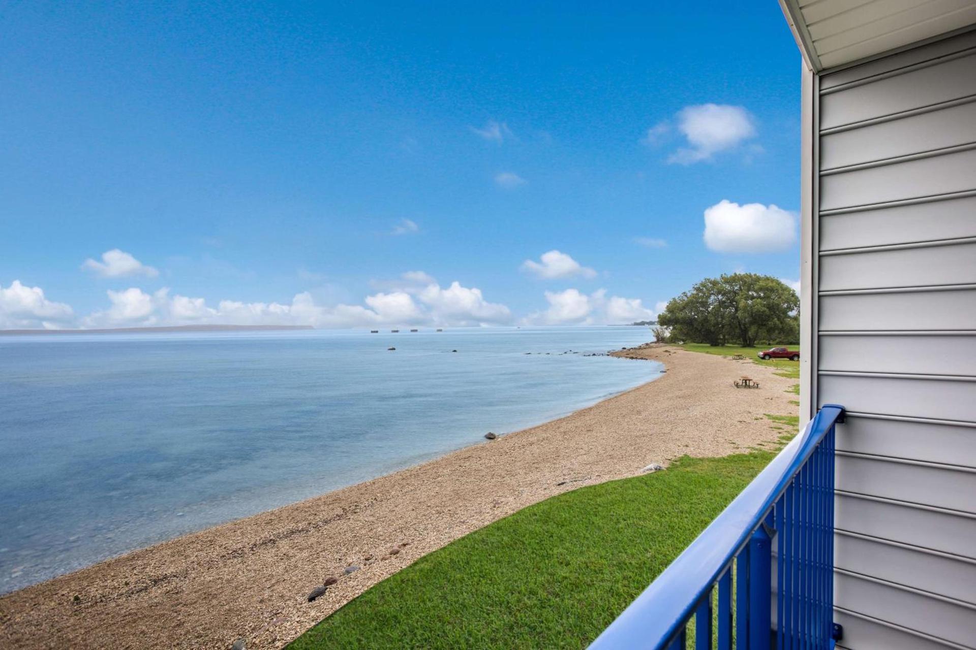 Best Western Harbour Pointe Lakefront photo 72