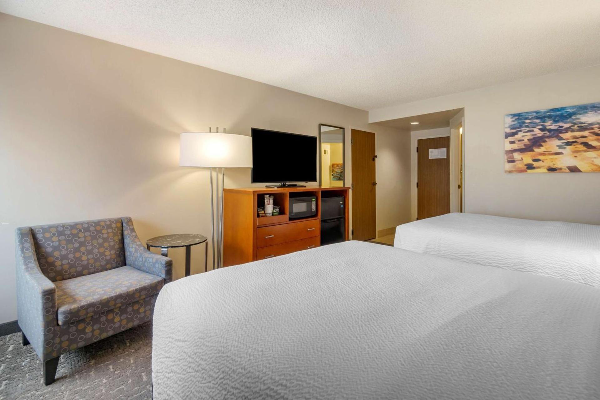 Best Western Plus Bellingham photo 8