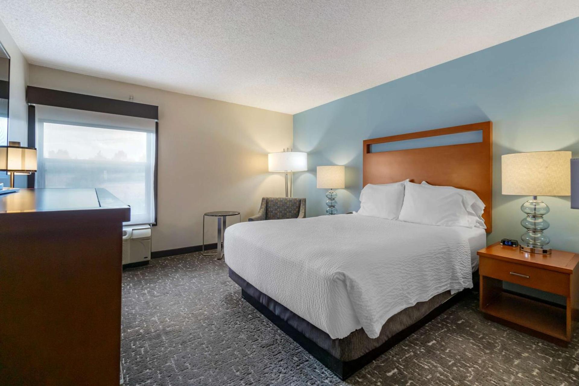 Best Western Plus Bellingham photo 9