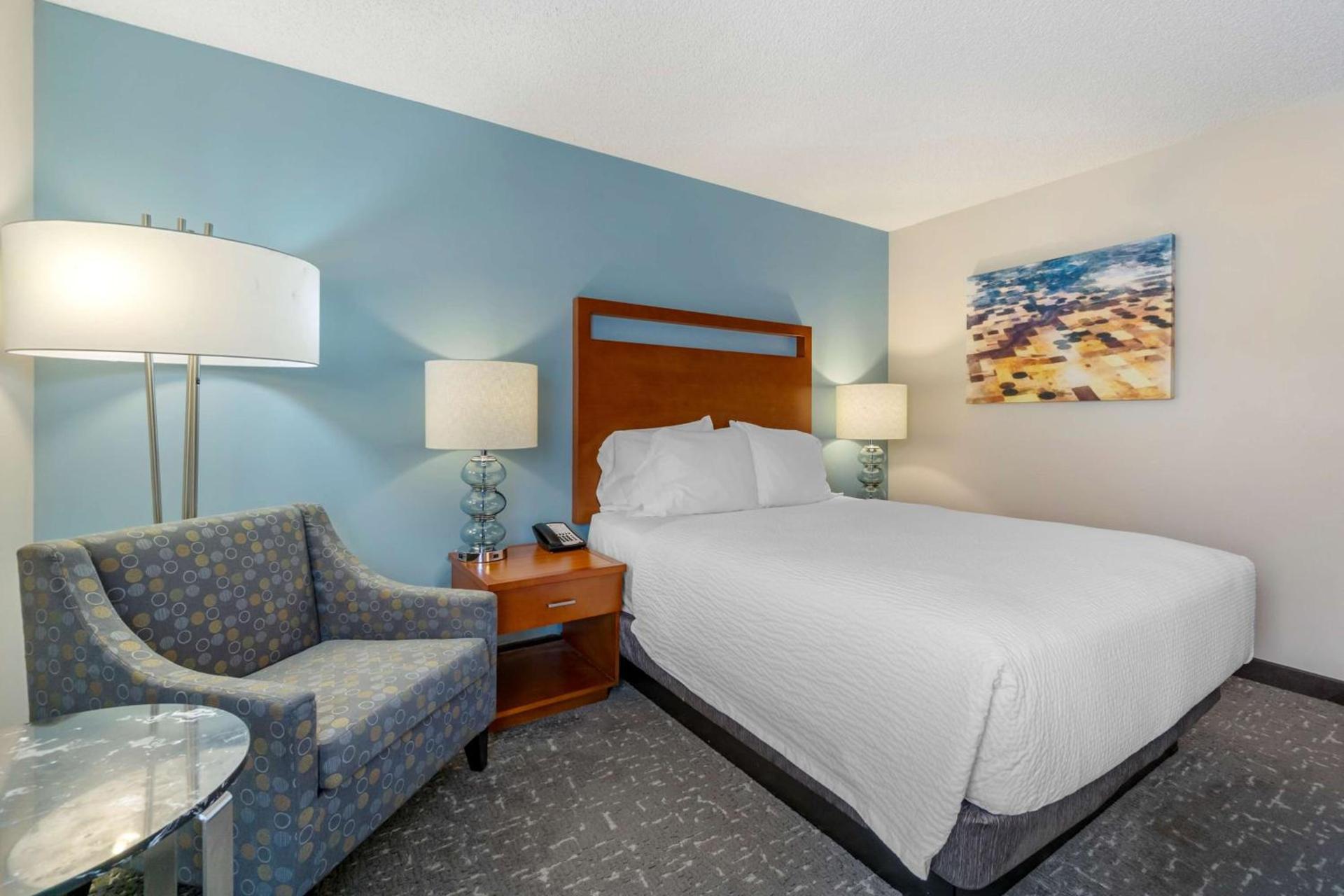 Best Western Plus Bellingham photo 10