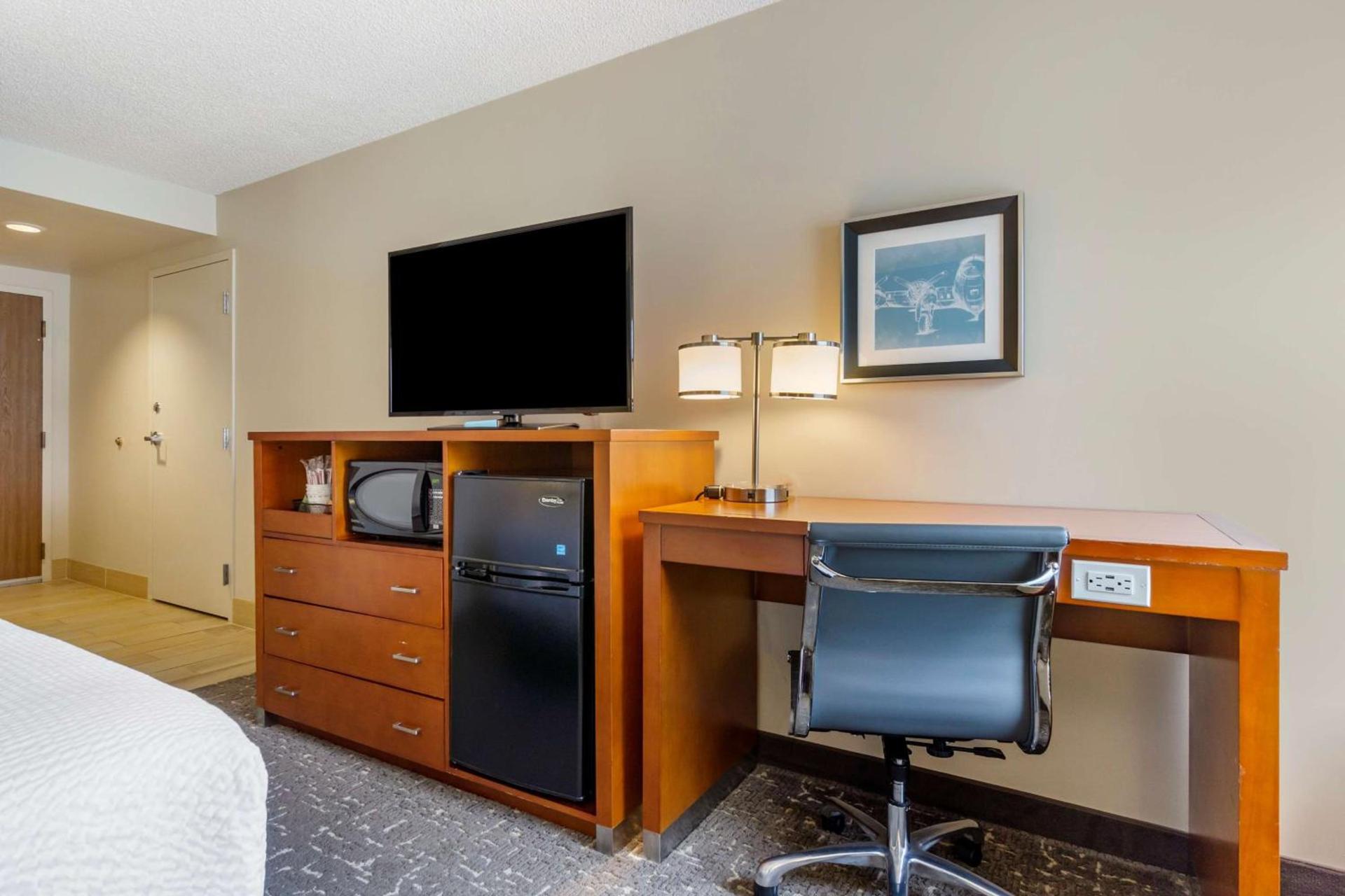 Best Western Plus Bellingham photo 11
