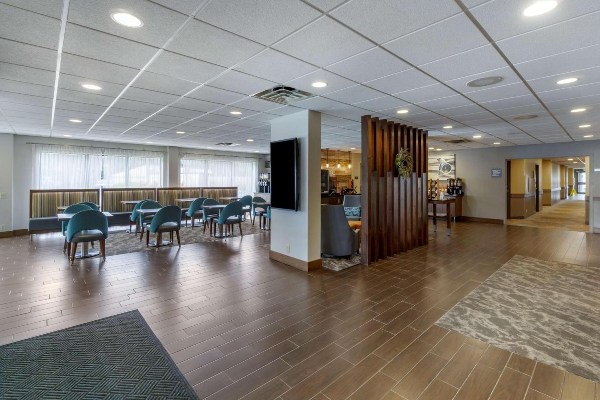 Best Western Plus Bellingham photo 3