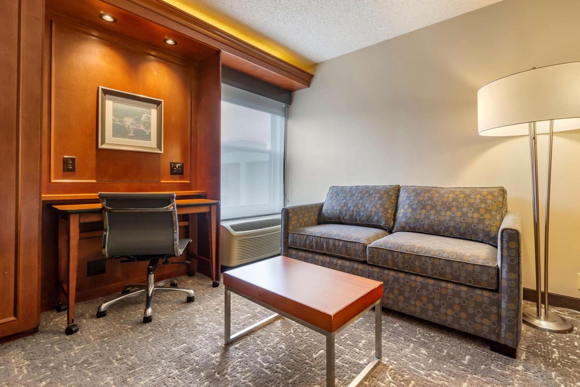 Best Western Plus Bellingham photo 15