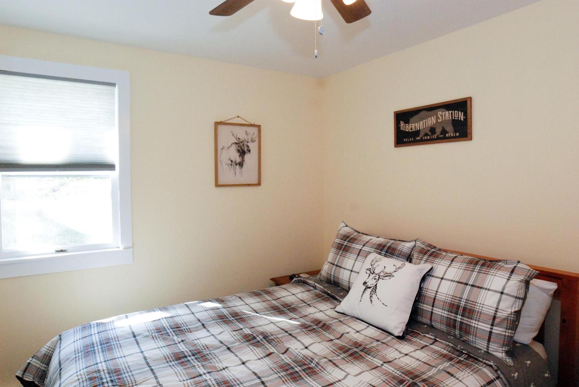 Maple Leaf Lodge photo 10
