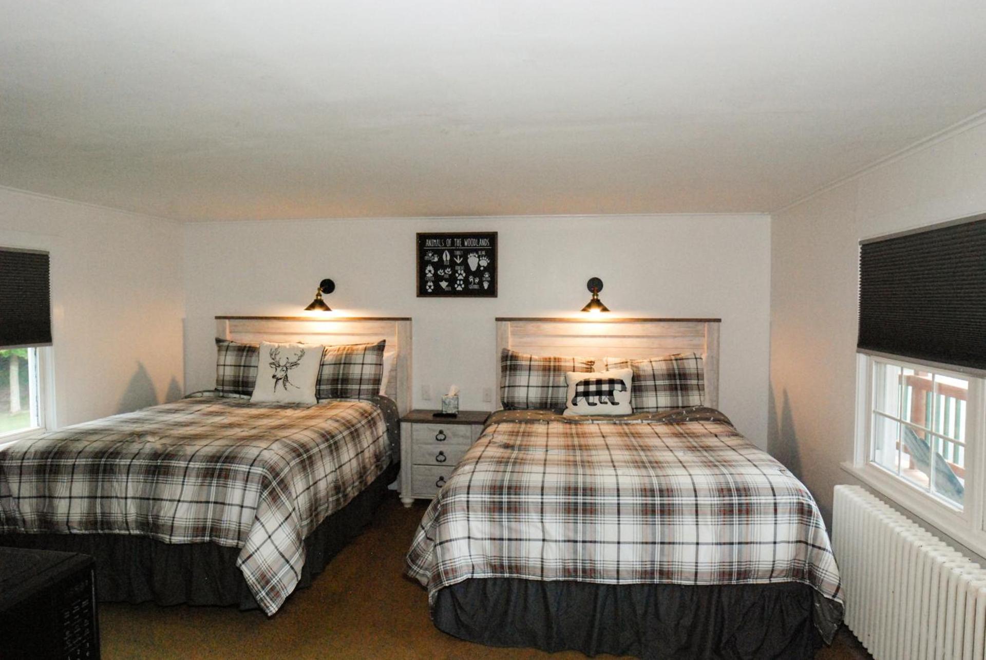 Maple Leaf Lodge photo 34