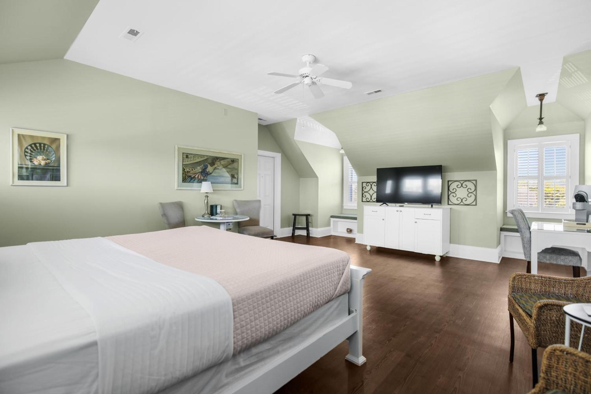 The Tranquil House Inn photo 14