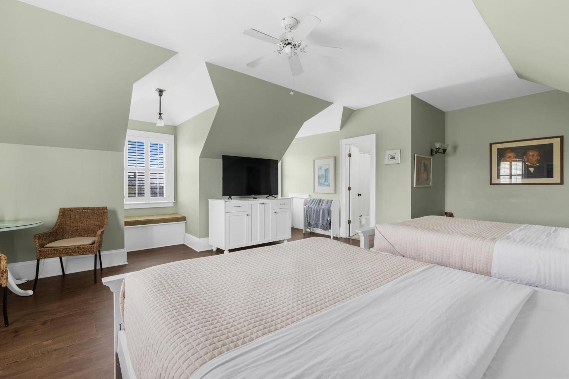 The Tranquil House Inn photo 15