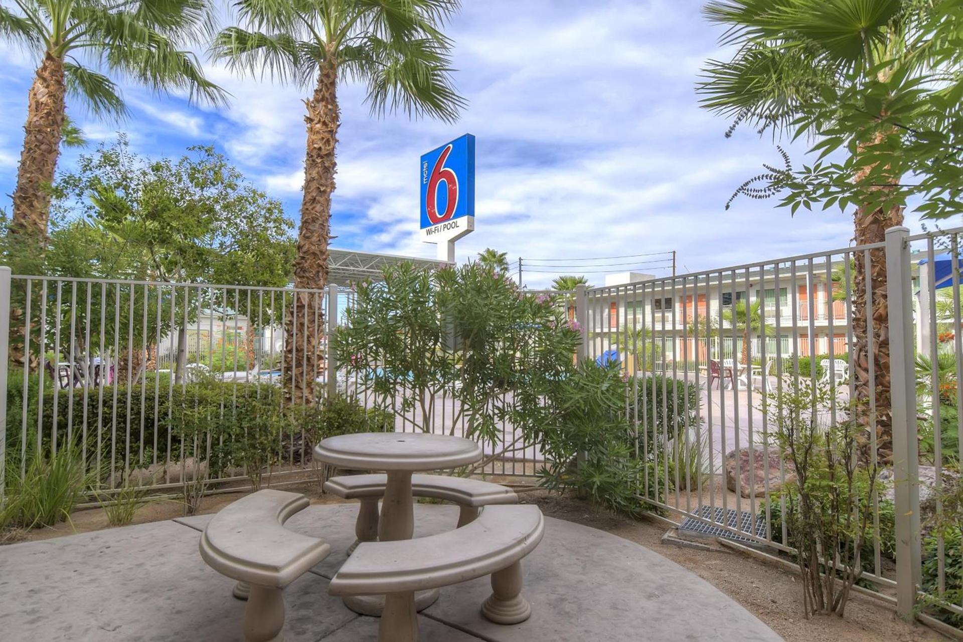 Studio 6 Suites Las Vegas, NV - Tropicana photo 39