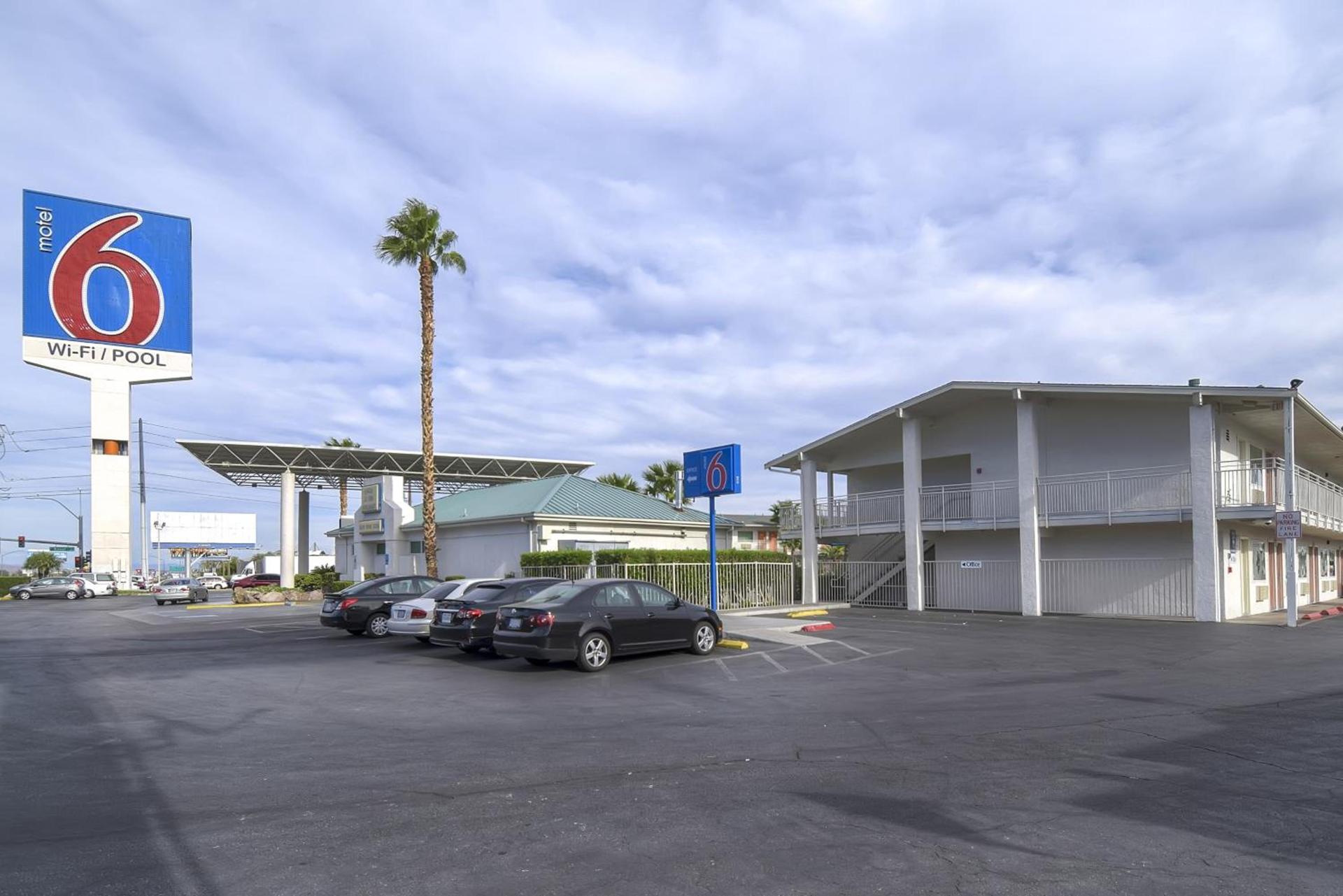 Studio 6 Suites Las Vegas, NV - Tropicana photo 38