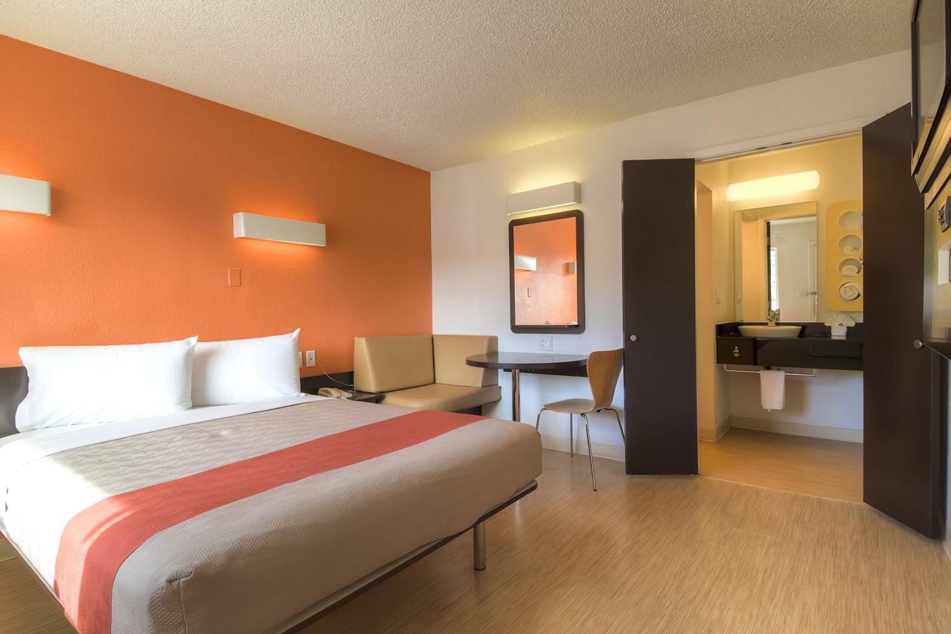 Studio 6 Suites Las Vegas, NV - Tropicana photo 55
