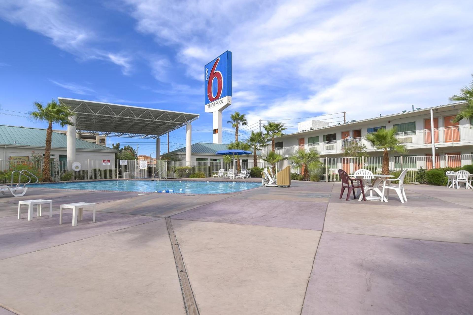 Studio 6 Suites Las Vegas, NV - Tropicana photo 44