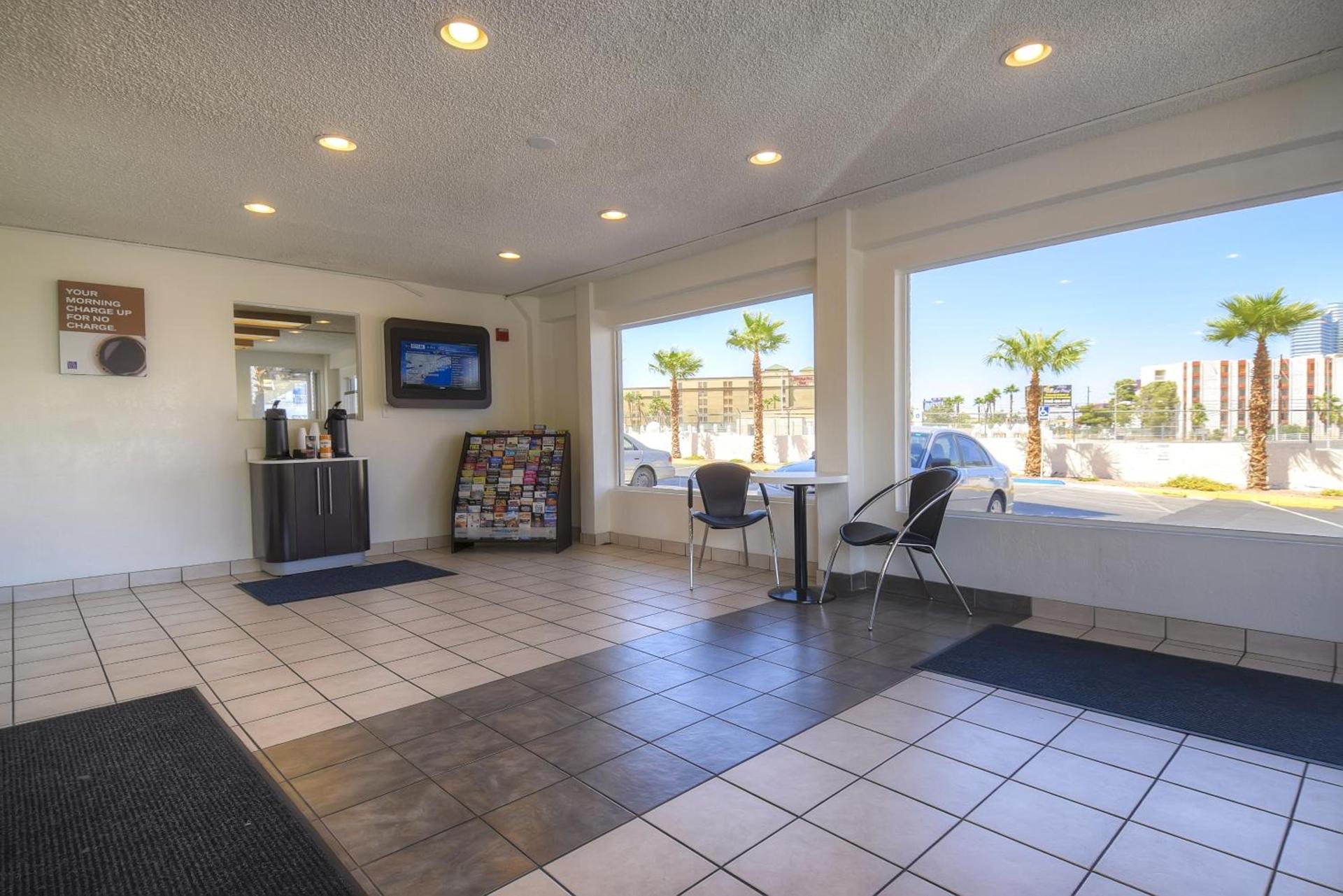 Motel 6 Las Vegas, NV – I-15 Stadium photo 4