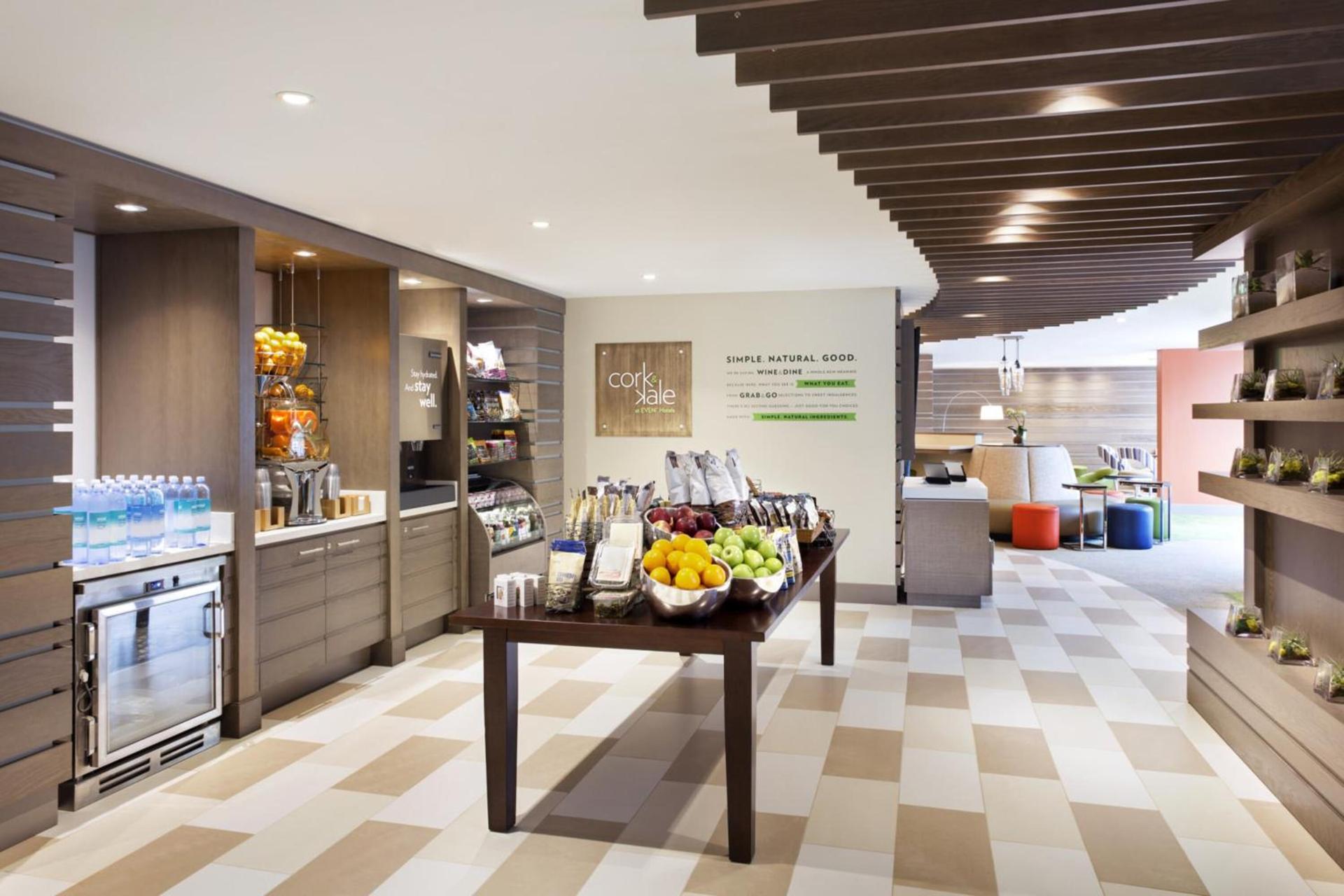 EVEN Hotel Norwalk by IHG photo 4