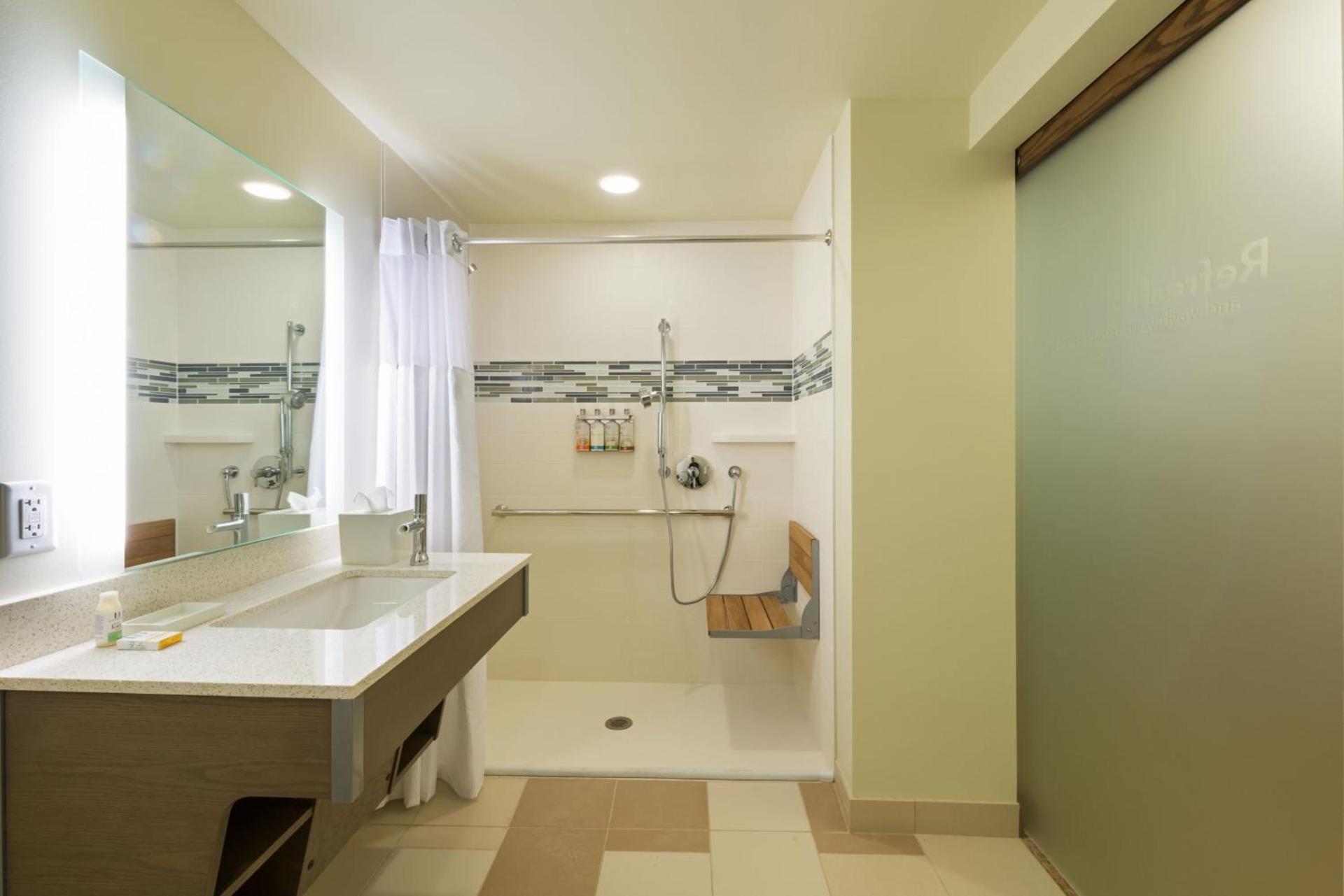 EVEN Hotel Norwalk by IHG photo 23
