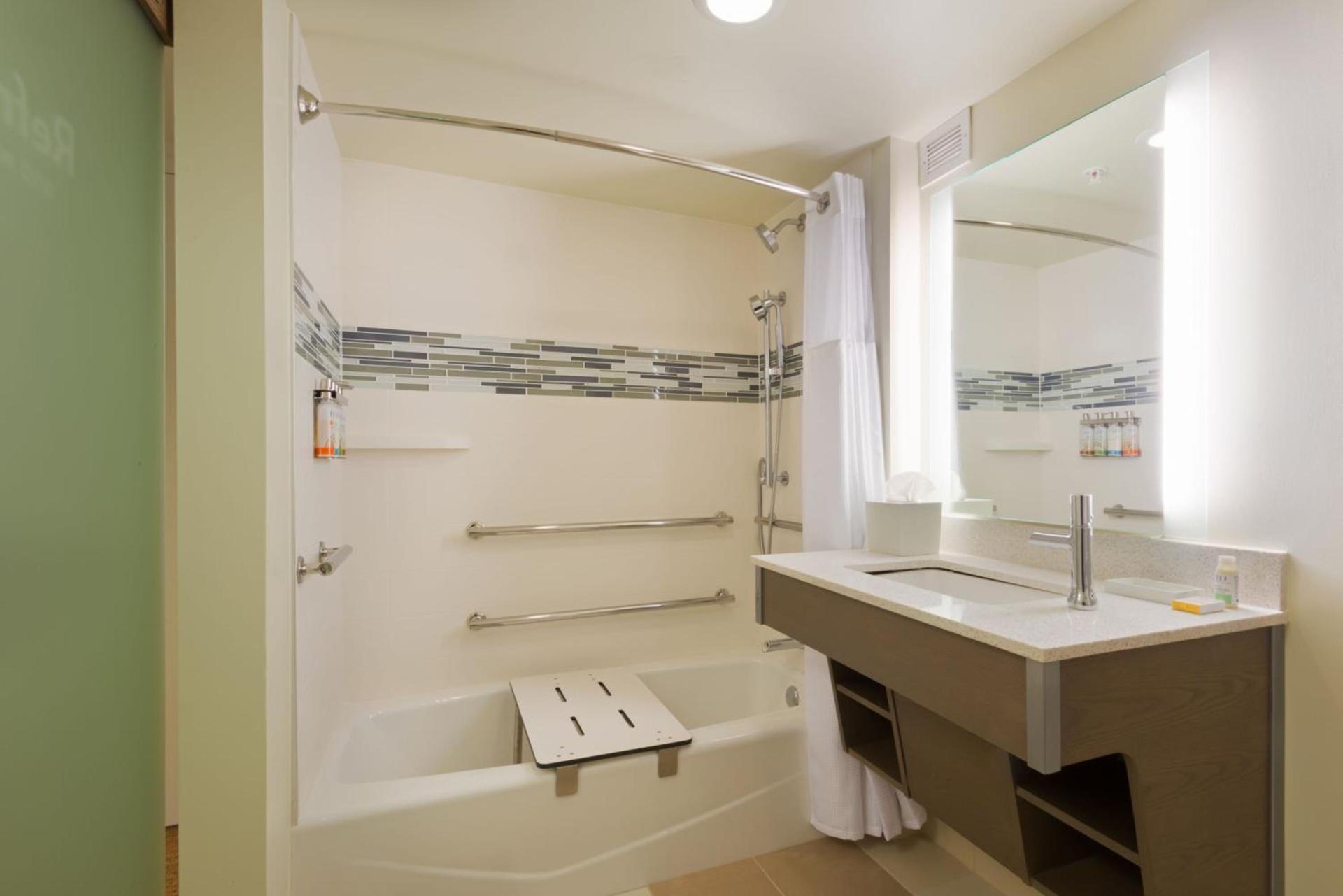 EVEN Hotel Norwalk by IHG photo 24