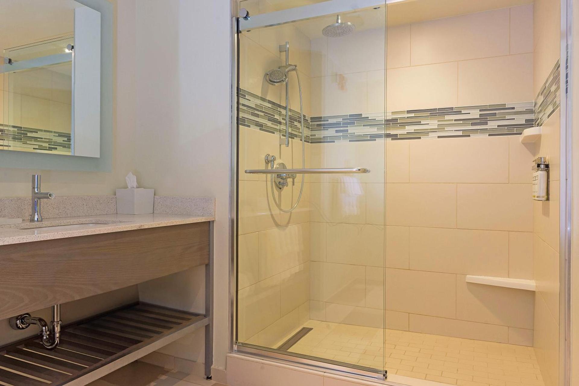 EVEN Hotel Norwalk by IHG photo 32