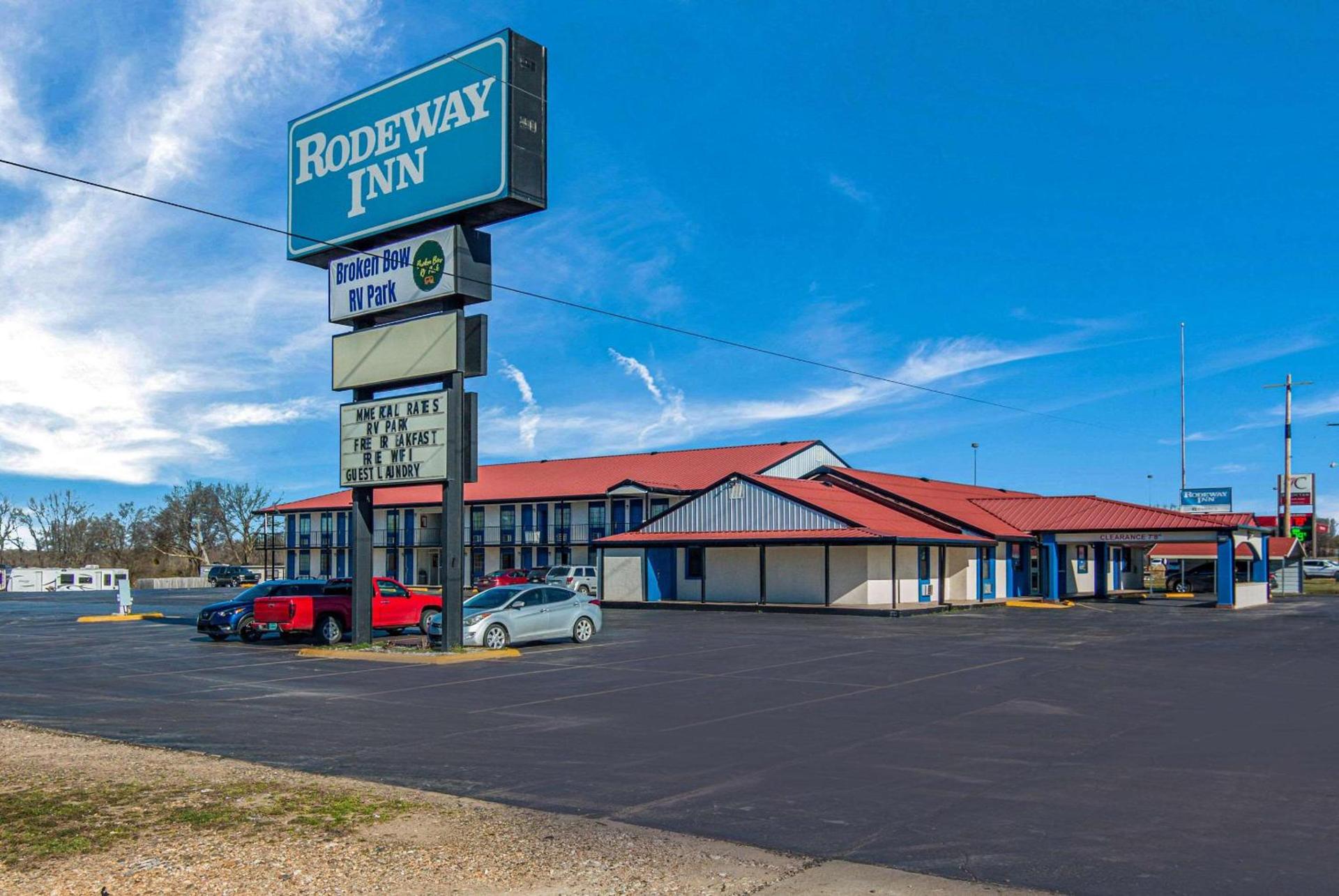 Rodeway Inn Broken Bow-Hochatown — hotel in Broken Bow