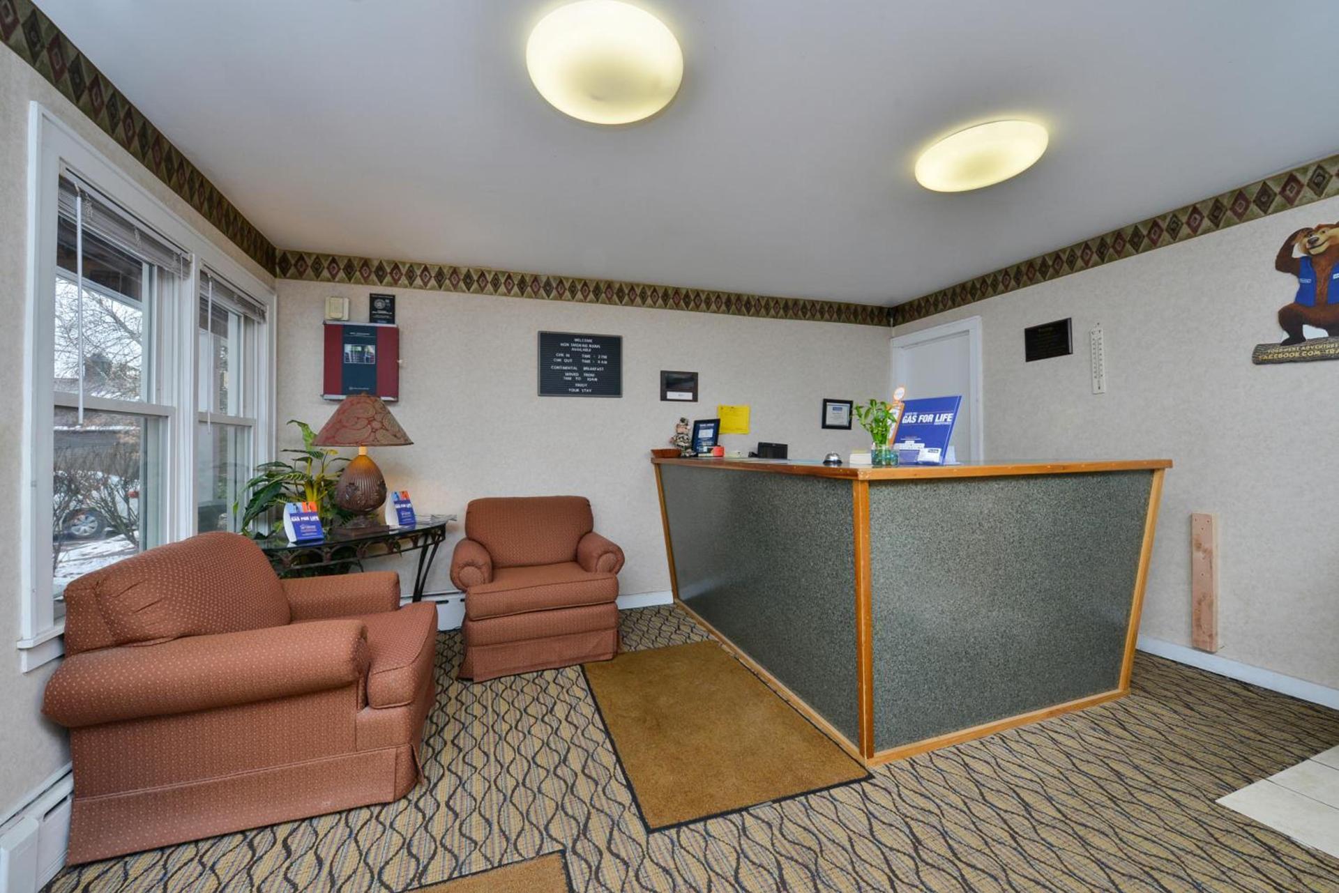 Travelodge by Wyndham Great Barrington Berkshires photo 17