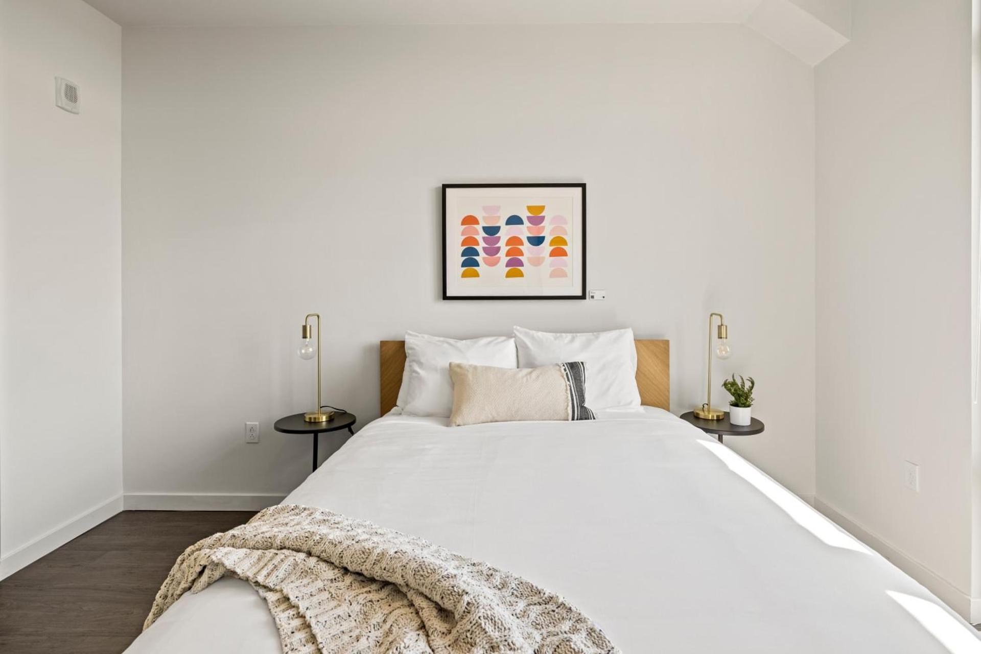 Placemakr Marymount Ballston photo 43