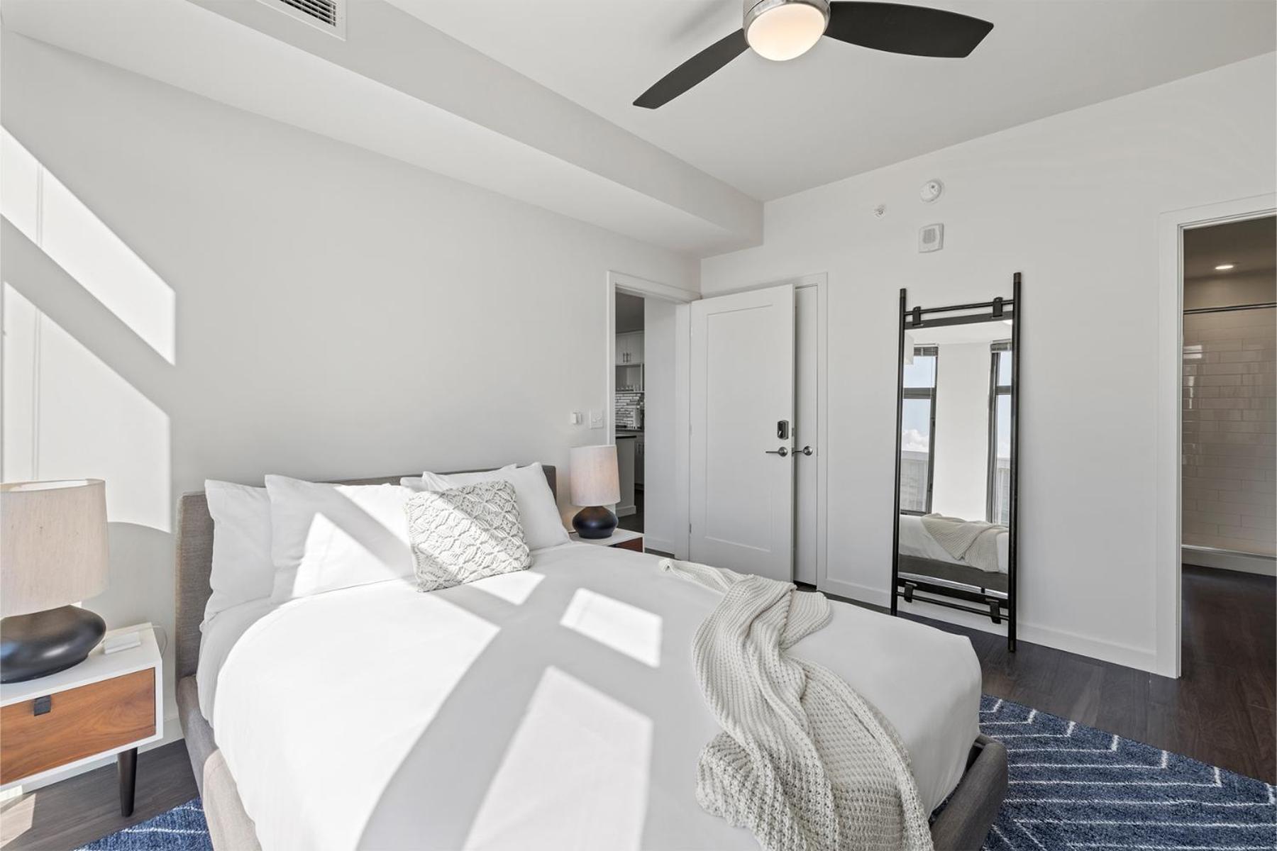 Placemakr Marymount Ballston photo 68