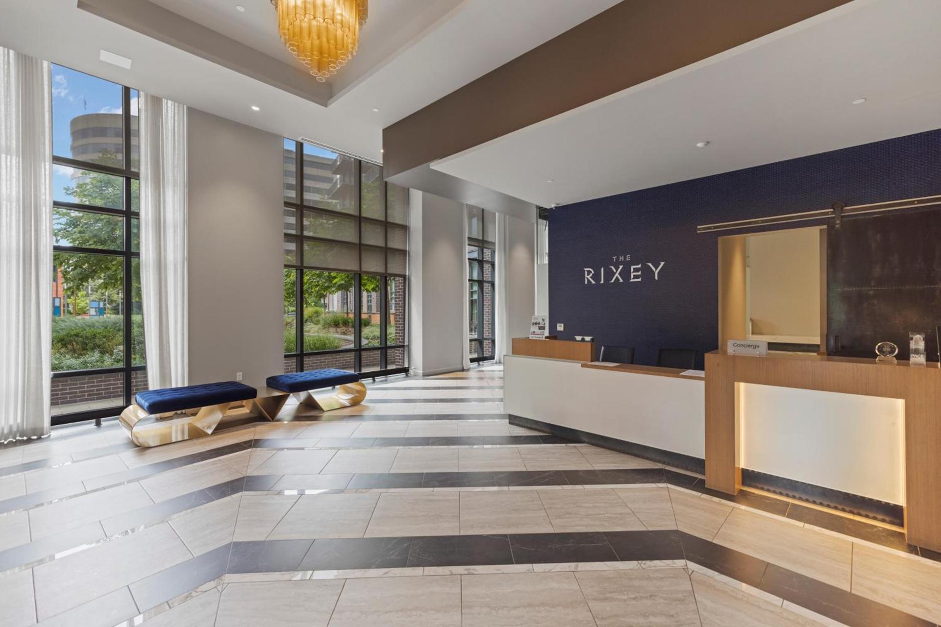 Placemakr Marymount Ballston photo 8