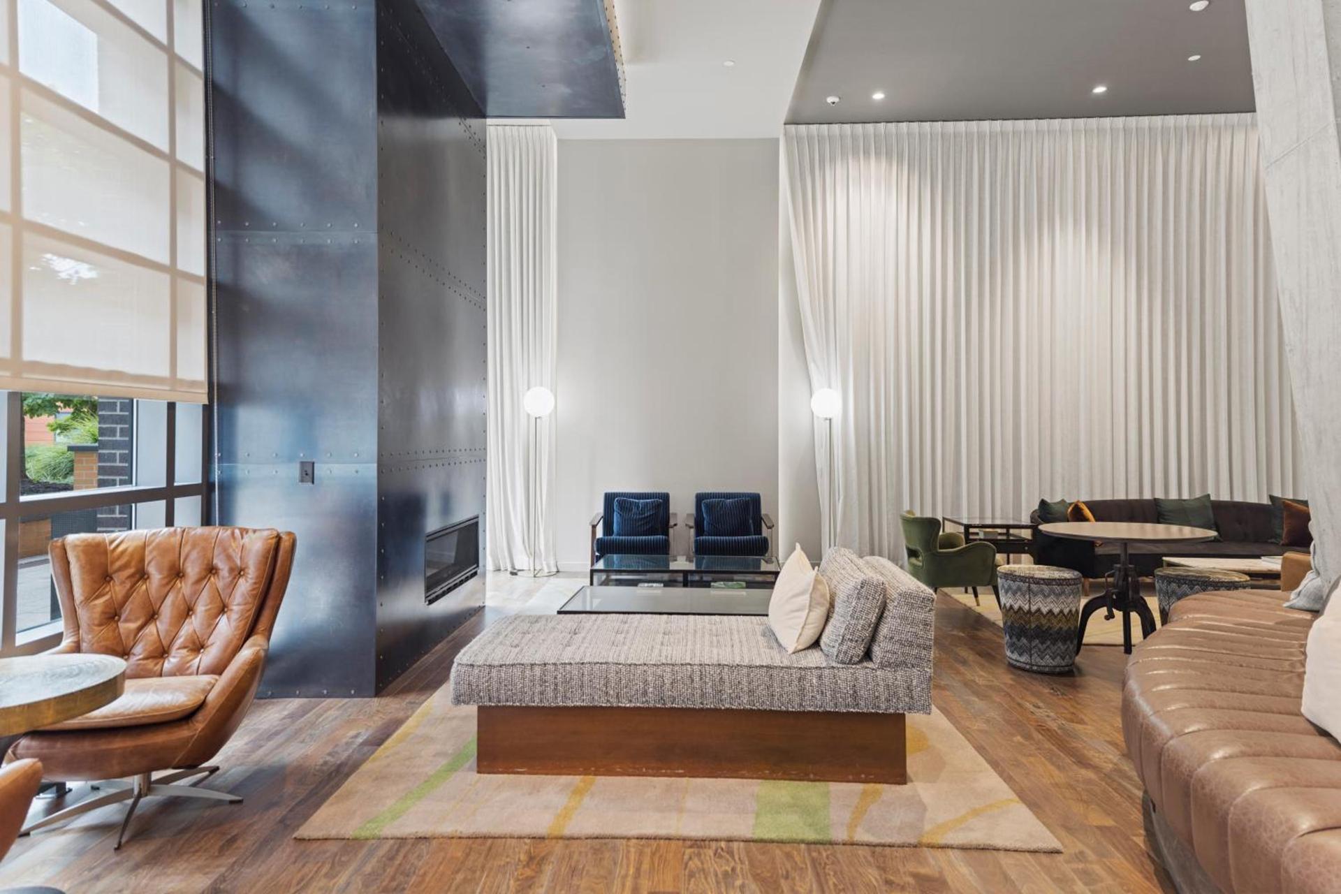 Placemakr Marymount Ballston photo 7