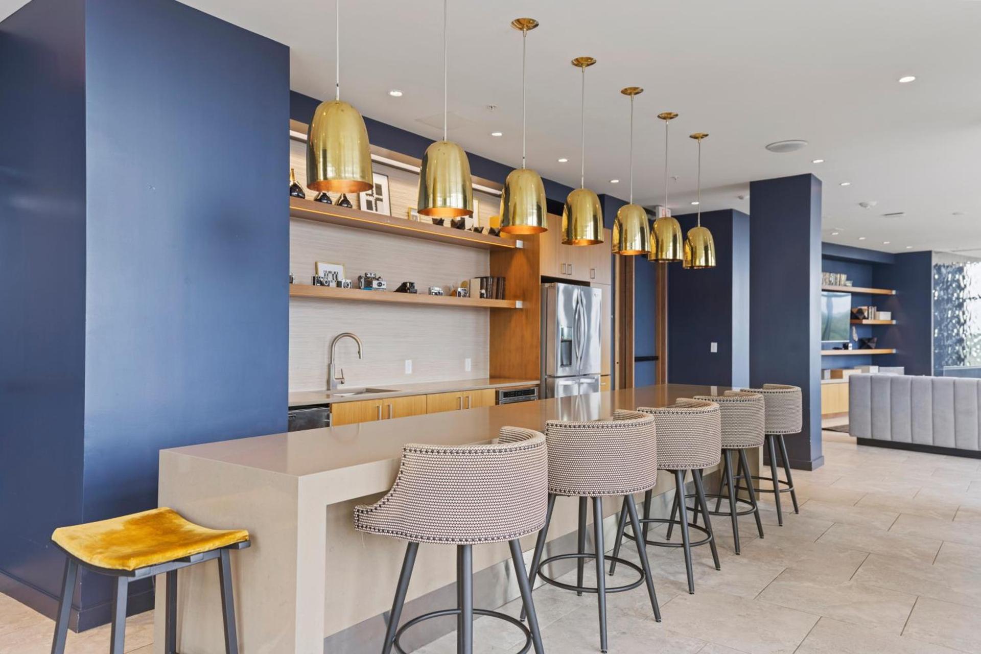 Placemakr Marymount Ballston photo 10