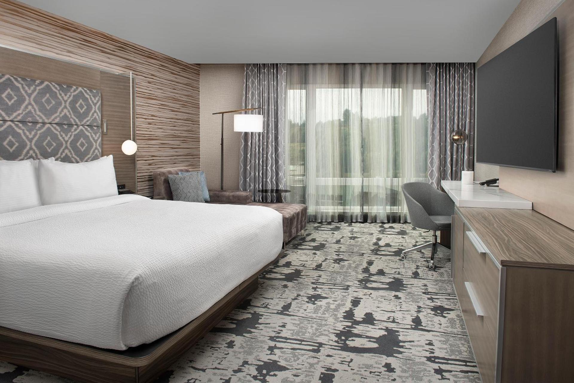 Silver Cloud Hotel Tacoma at Point Ruston Waterfront photo 32