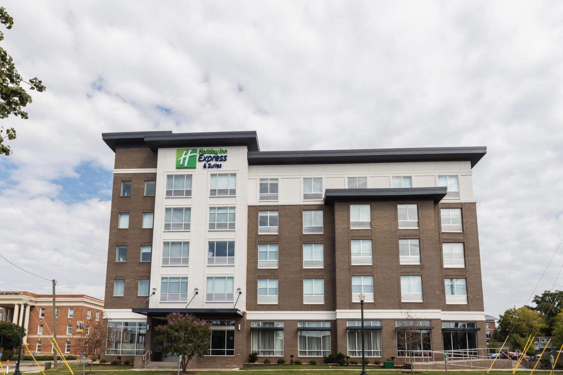 Holiday Inn Express & Suites Columbia Downtown The Vista by IHG photo 2