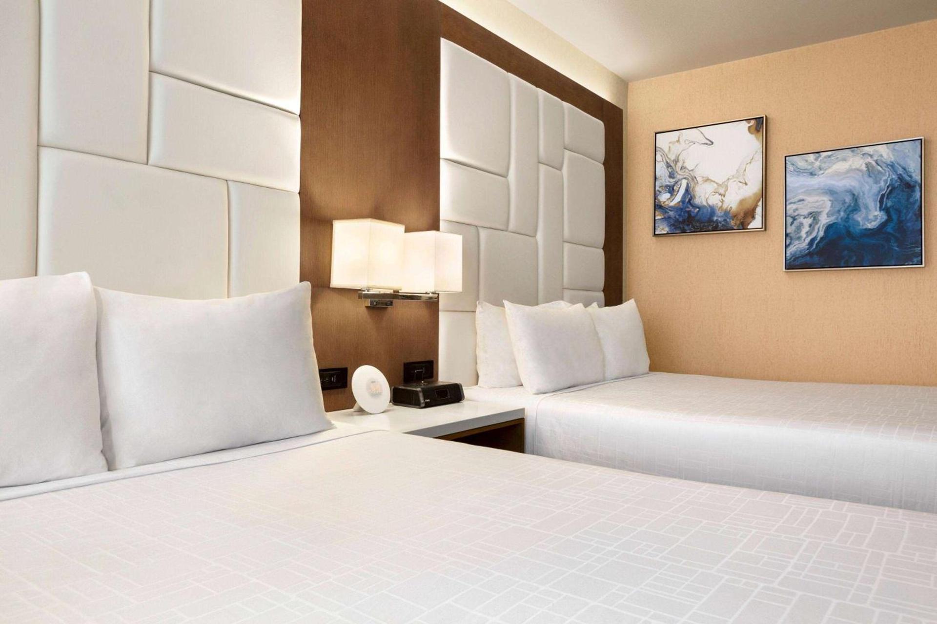 Wyndham Anaheim photo 19