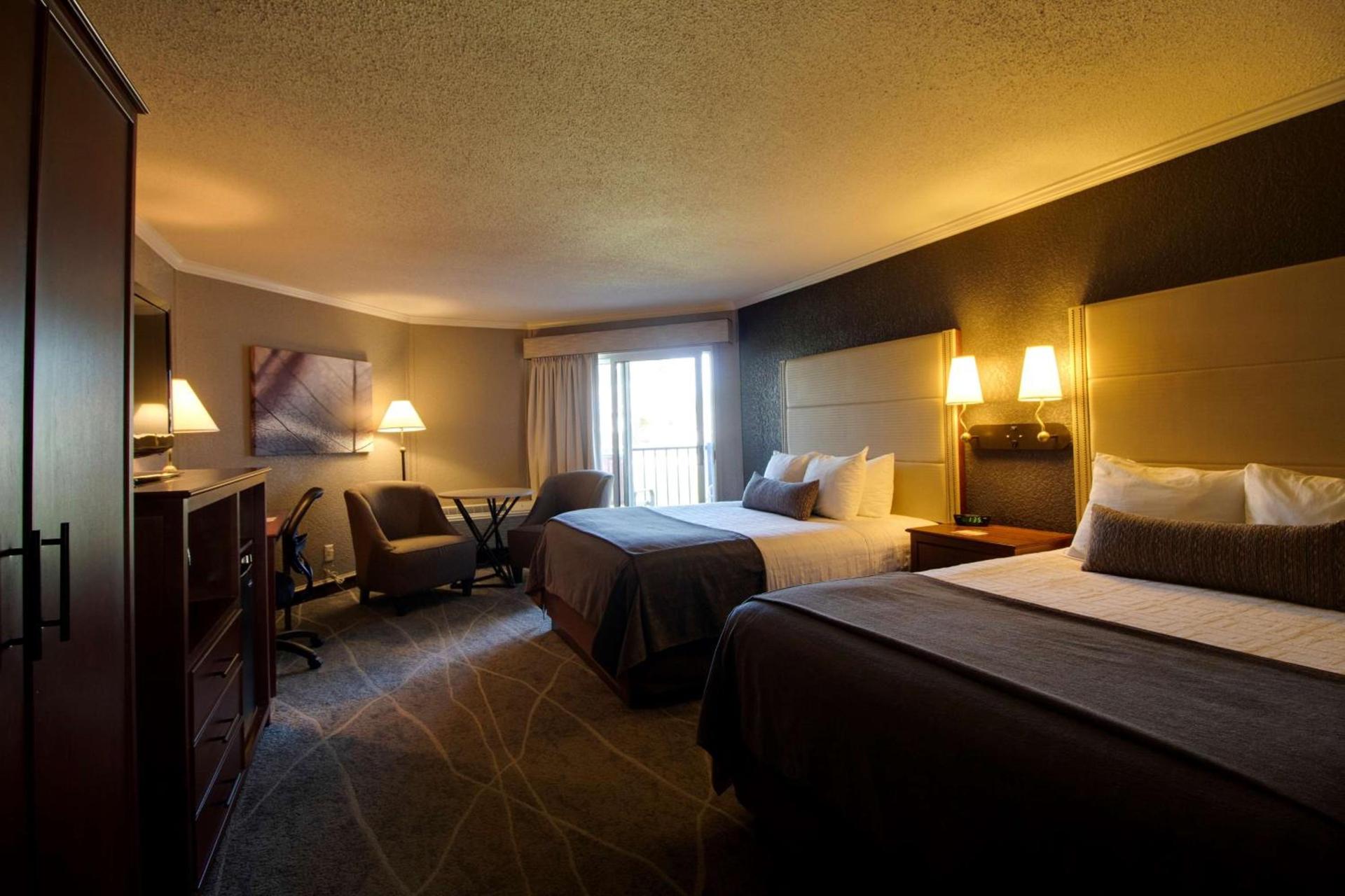 Best Western Harbour Pointe Lakefront photo 21