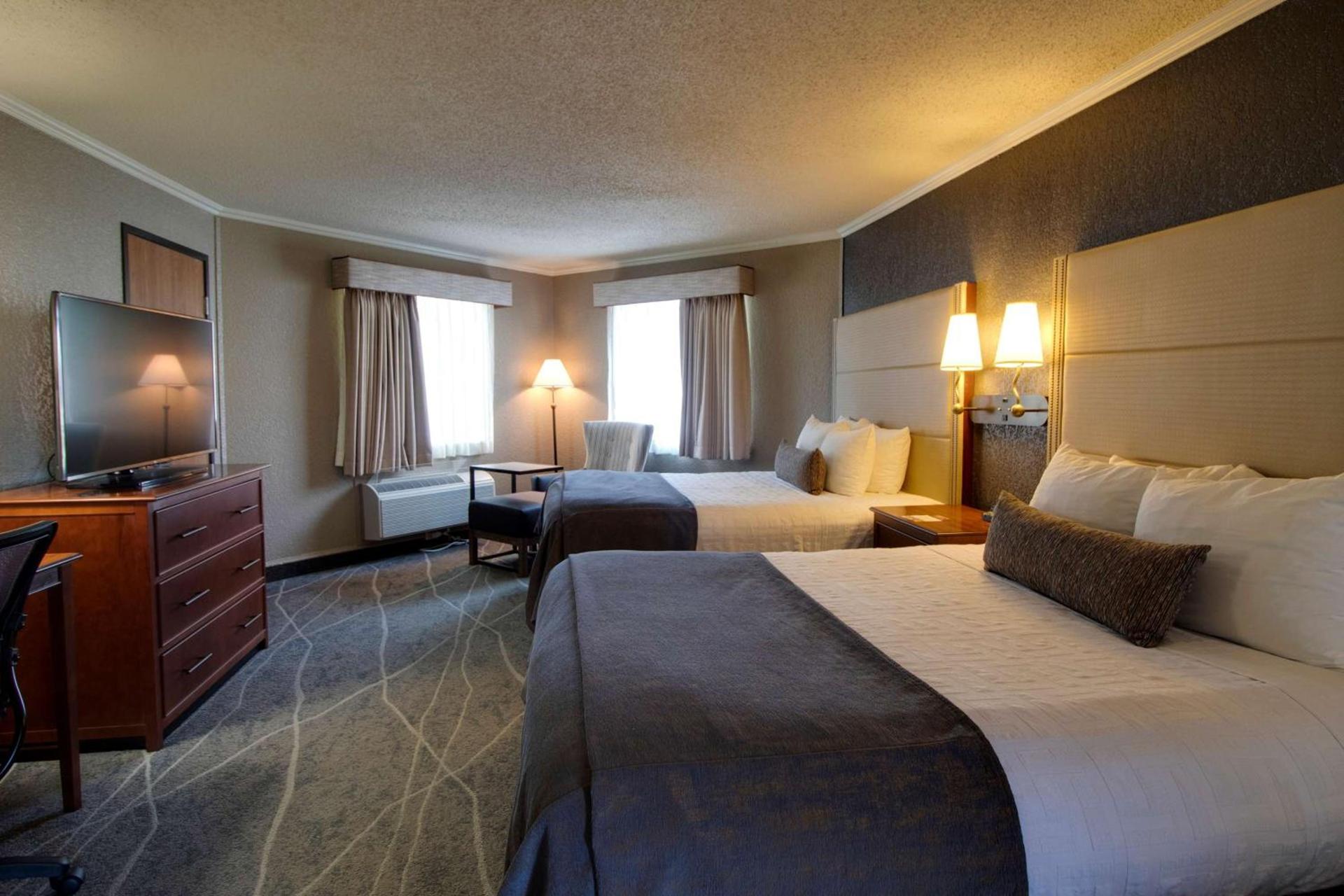 Best Western Harbour Pointe Lakefront photo 22
