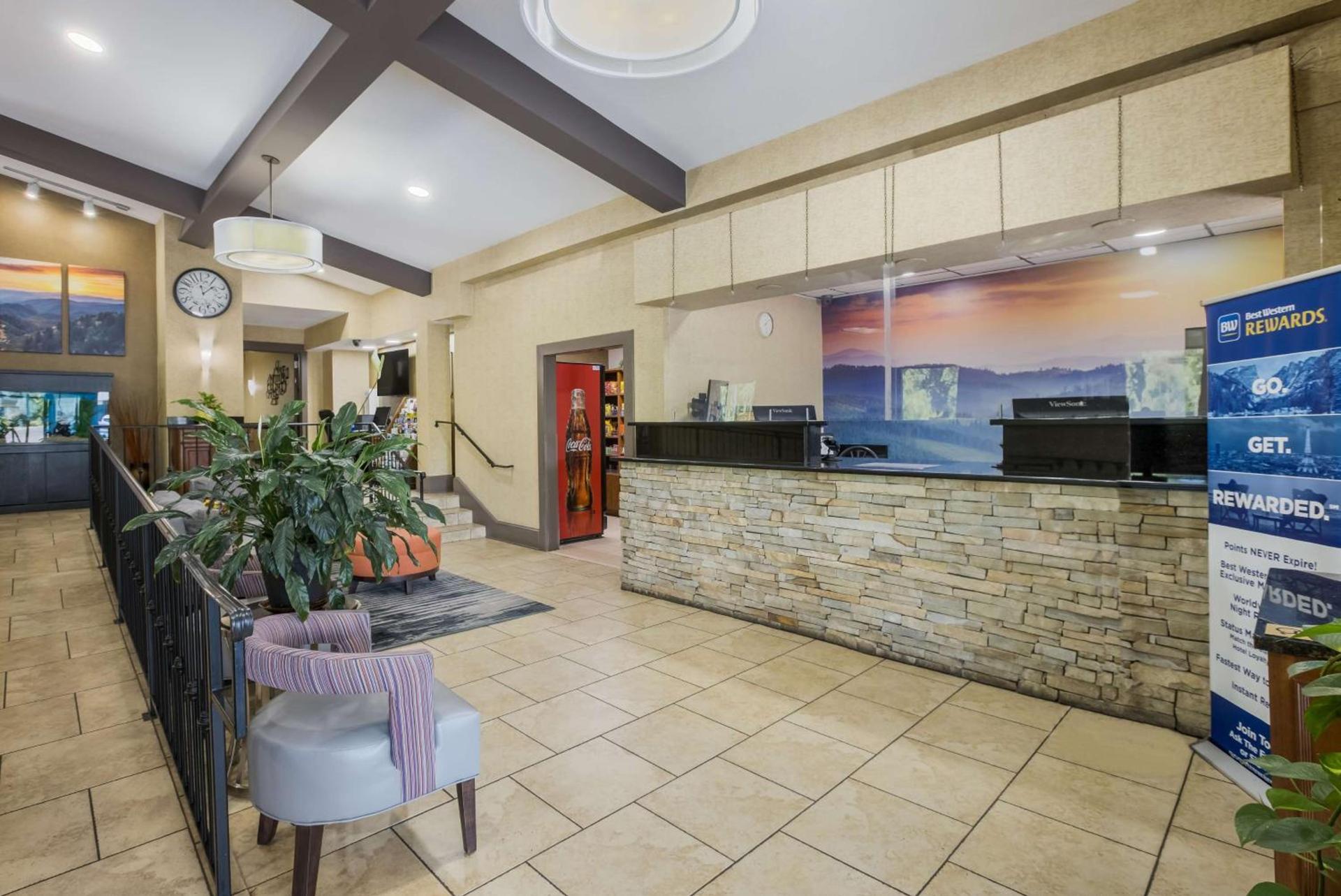 Best Western Asheville-Blue Ridge Parkway photo 10
