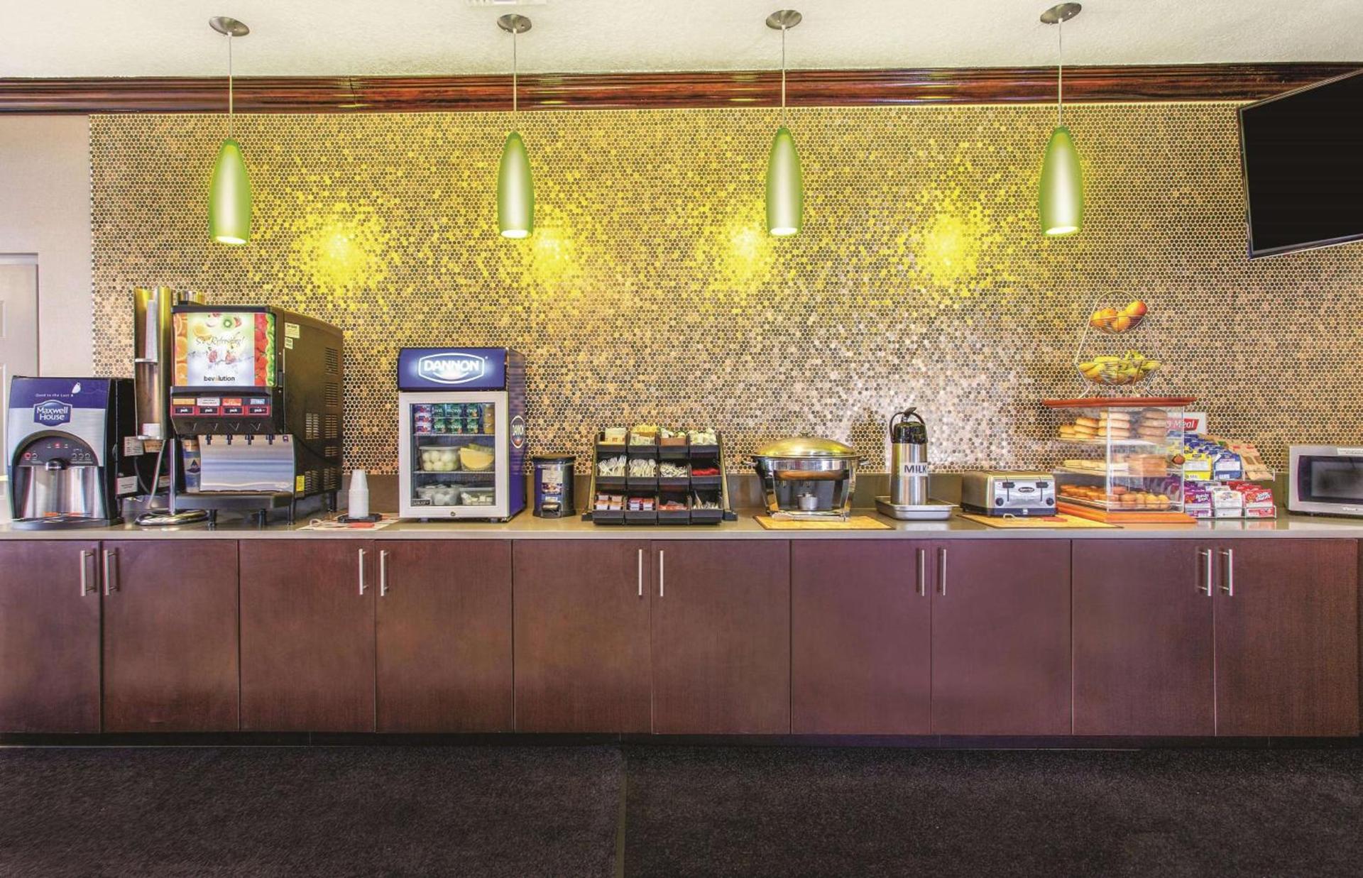 La Quinta by Wyndham Tampa Bay Area-Tampa South photo 27