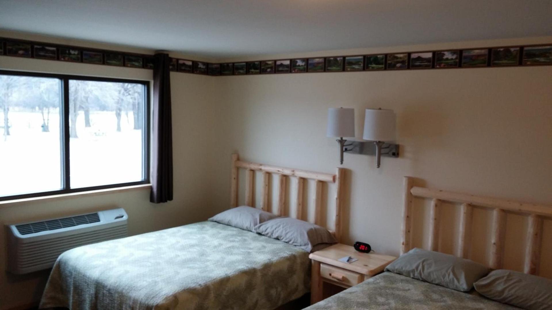 Riverside Inn photo 14