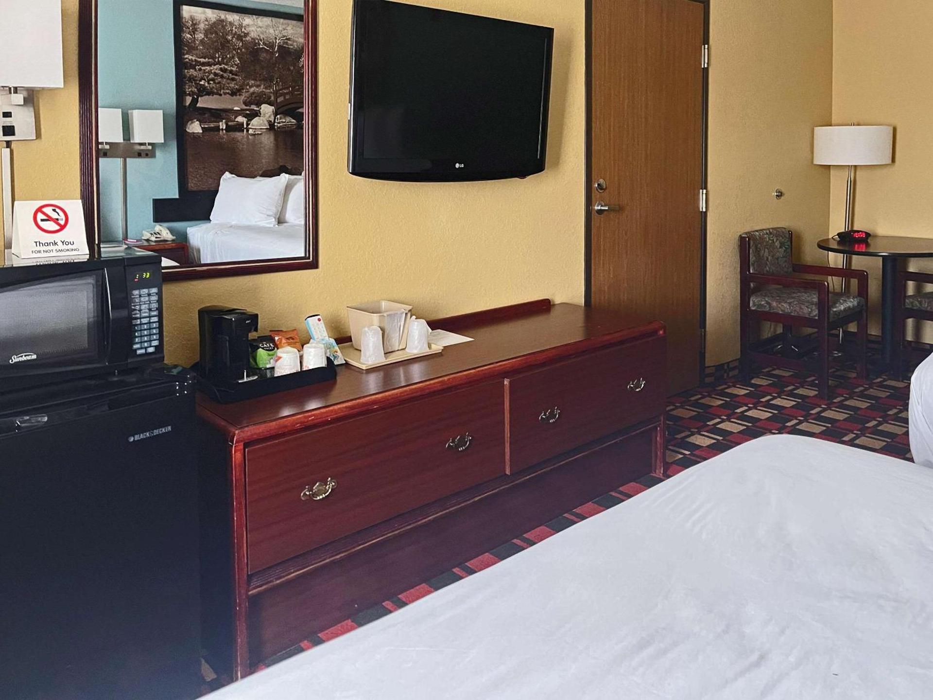 Econo Lodge Chillicothe photo 5
