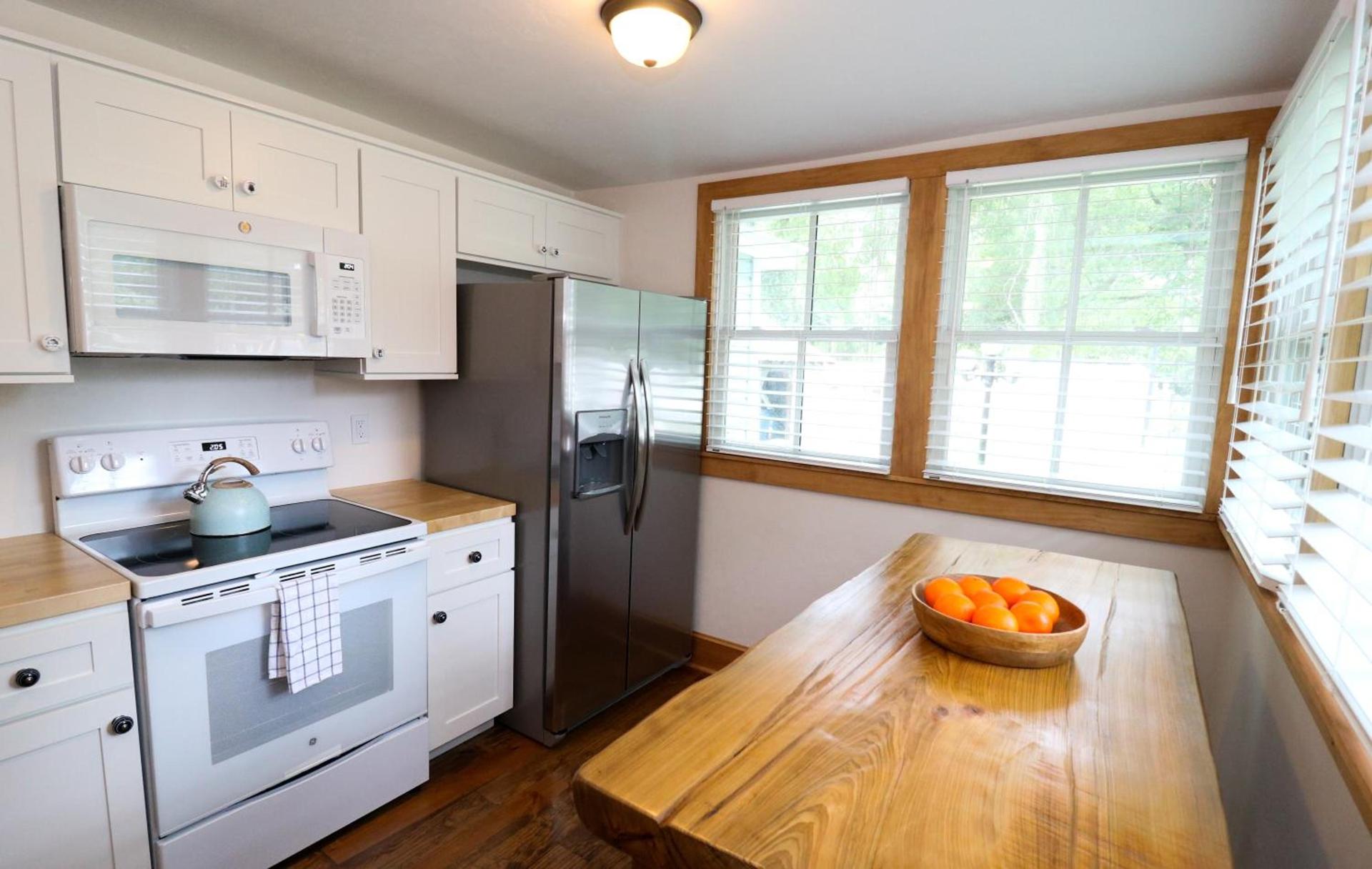 Sweetwater Branch Inn photo 13