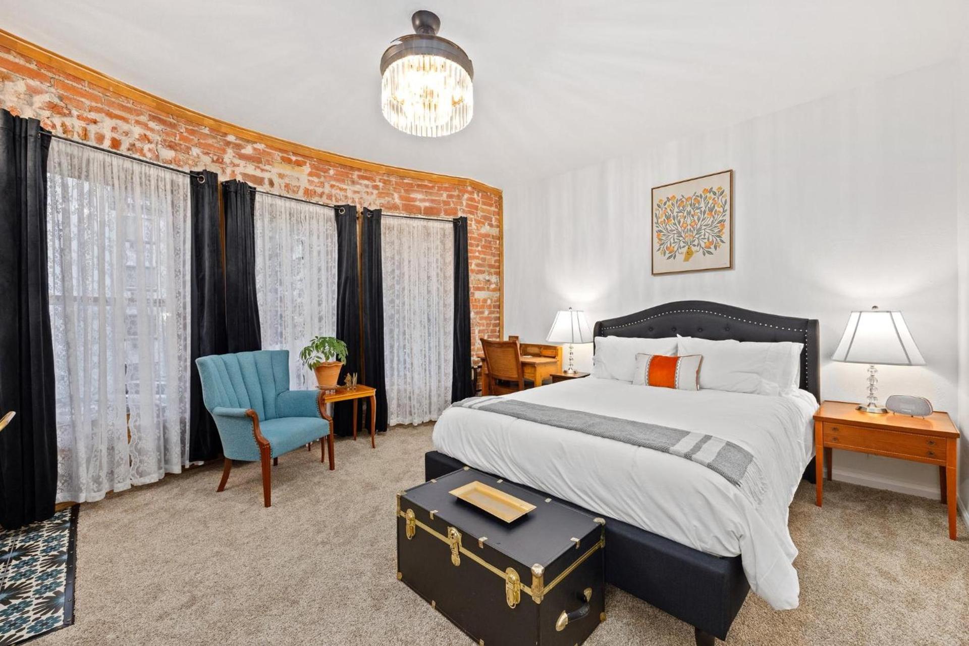 Flora House Denver photo 50