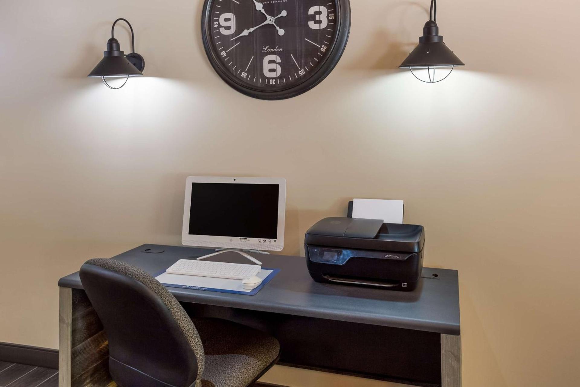 Best Western Logan Inn photo 25