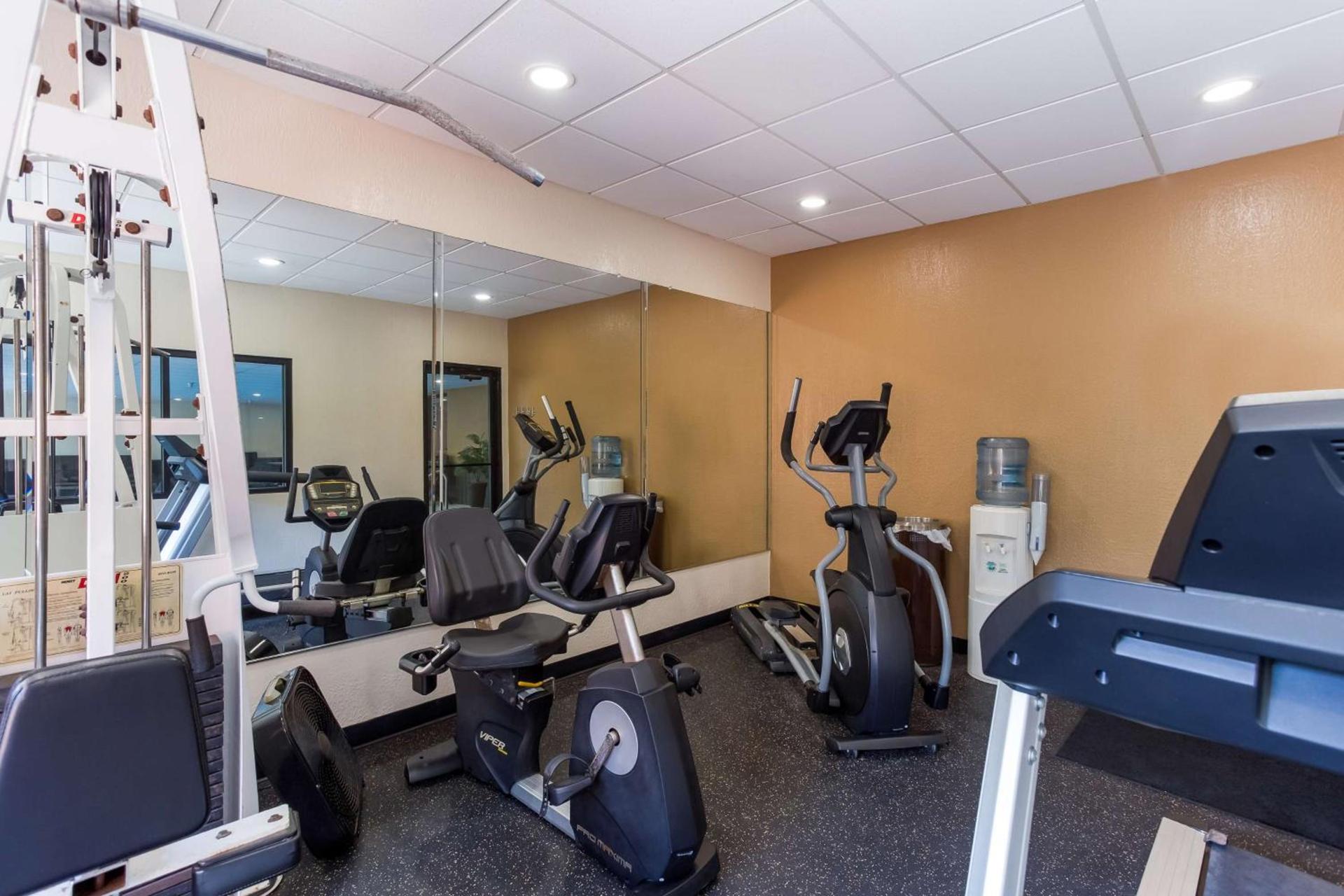 Best Western Logan Inn photo 27