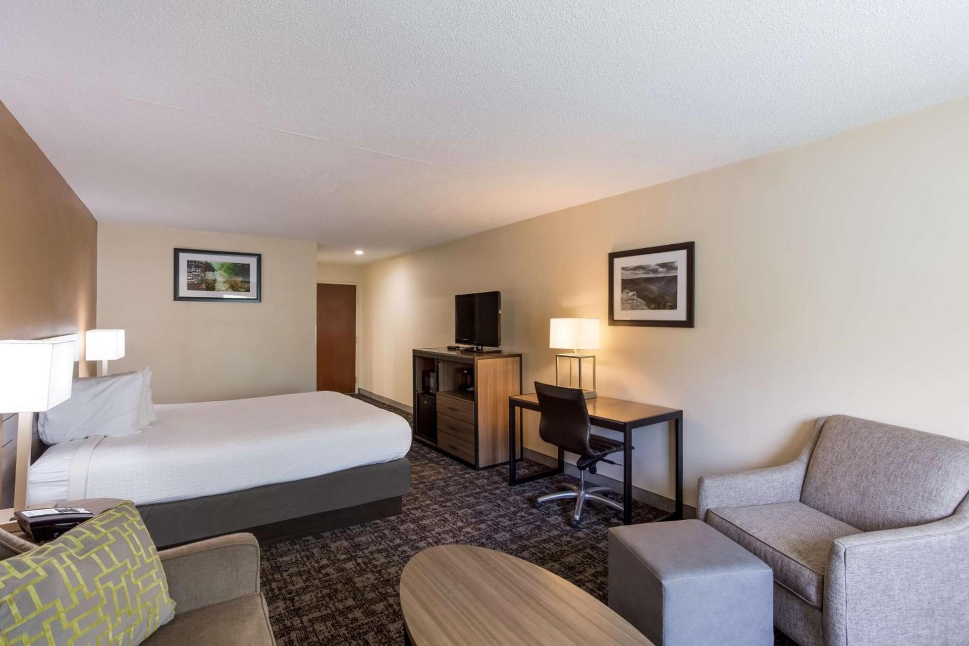 Best Western Logan Inn photo 9