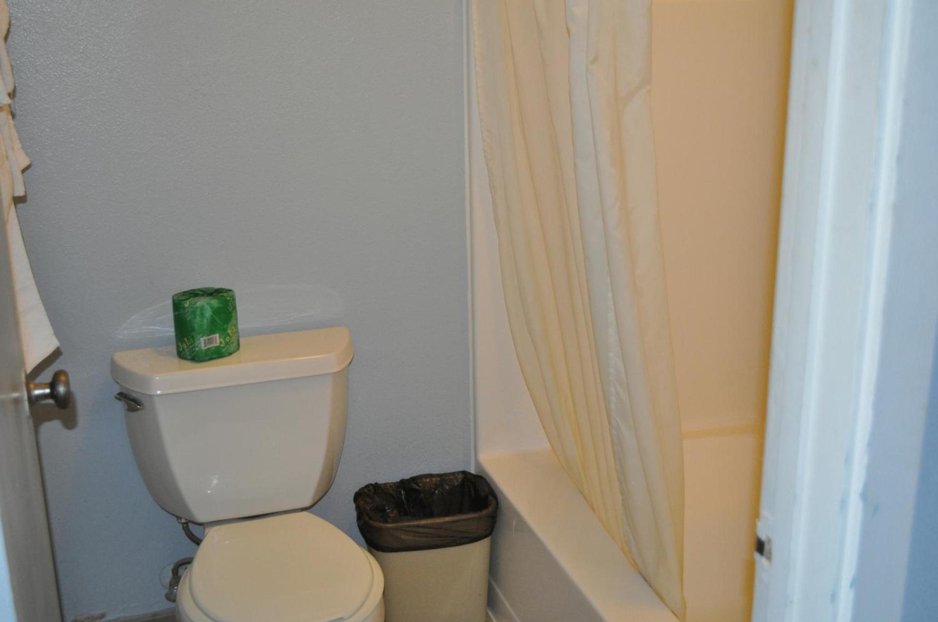 Ocean Gate Inn photo 38