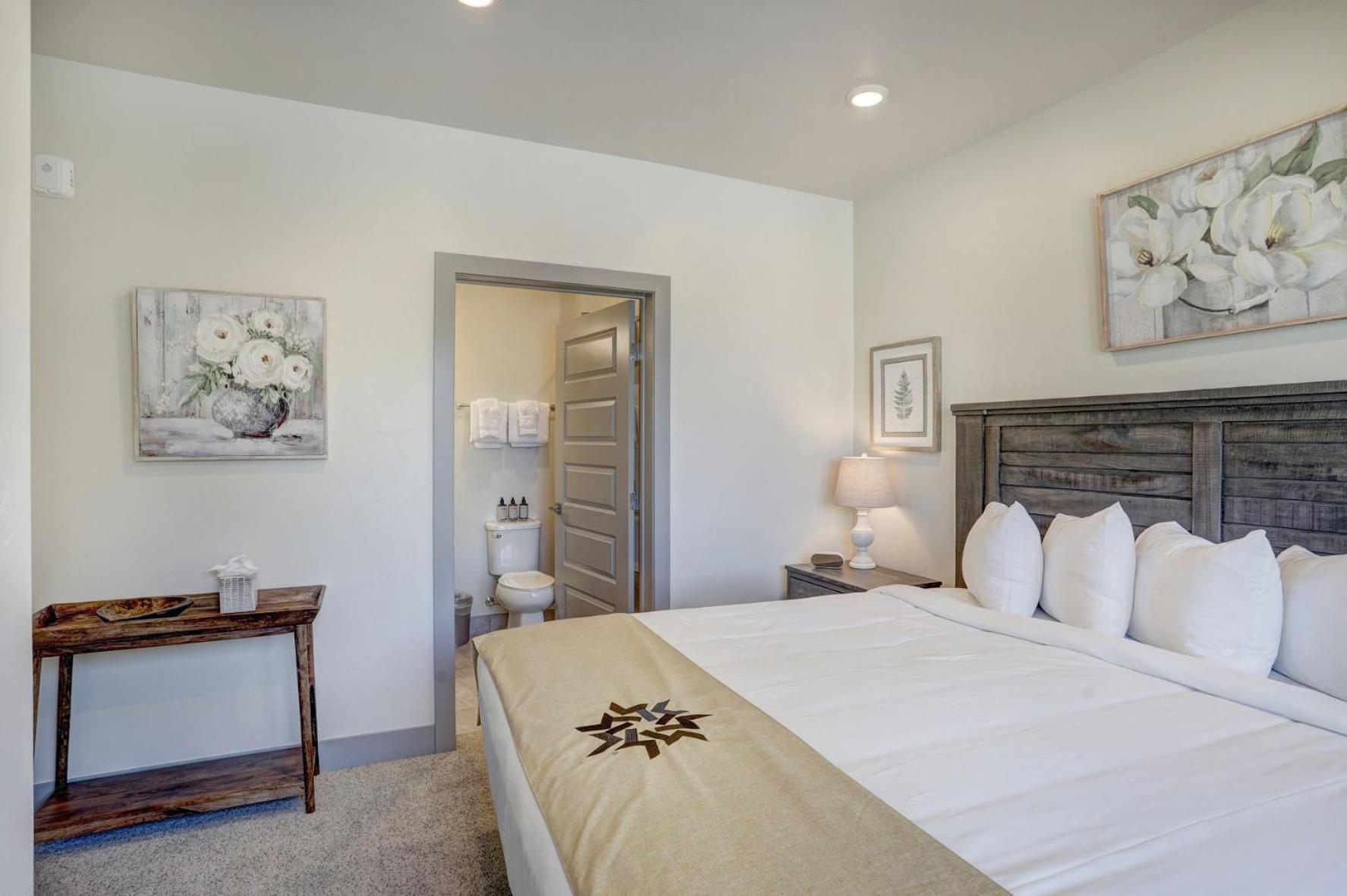 Clearwater Lofts by Vail Resorts photo 3