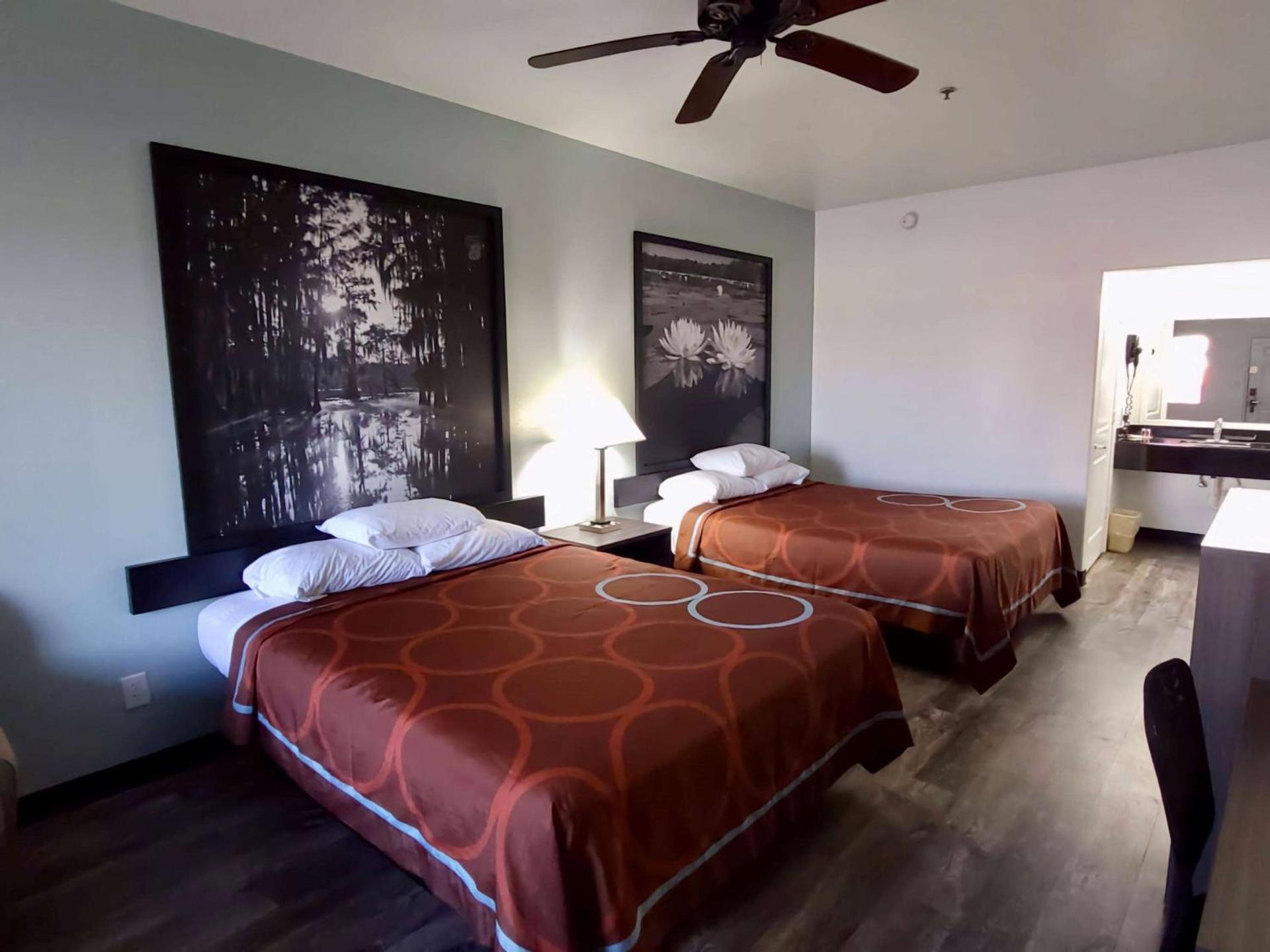 Scottish Inns & Suites Forney photo 6