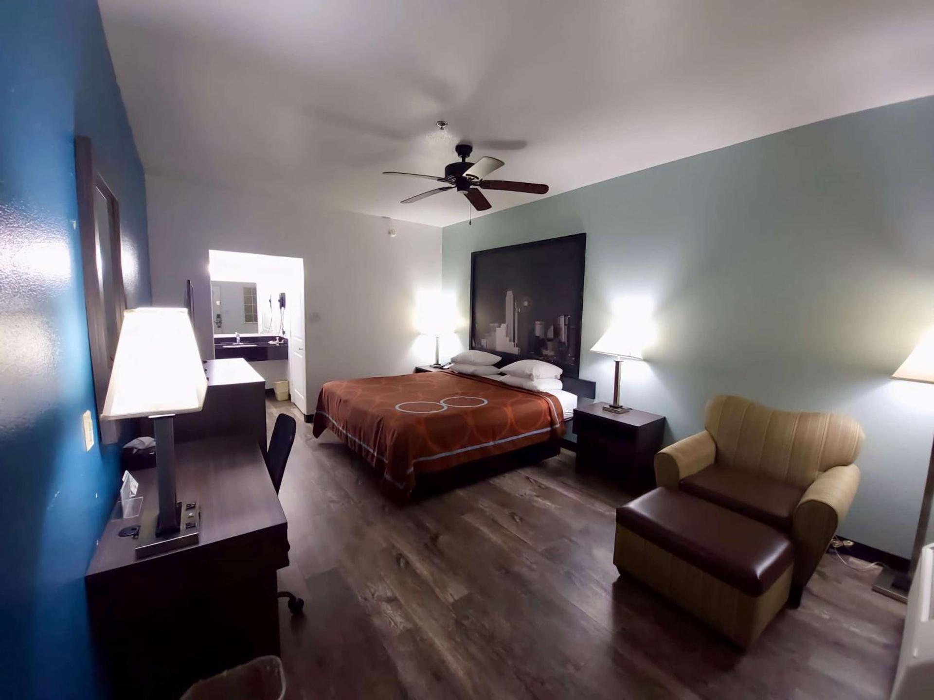 Scottish Inns & Suites Forney photo 7