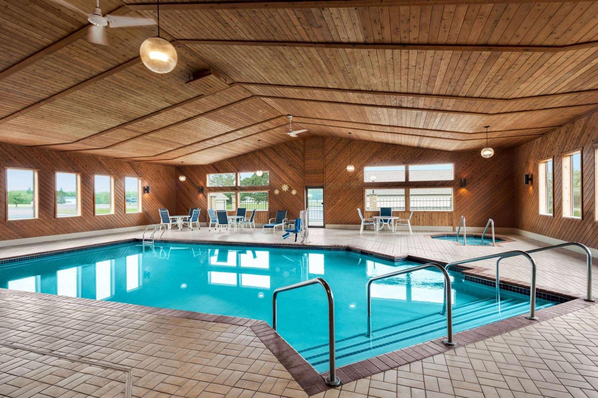 Days Inn by Wyndham Hurley photo 5
