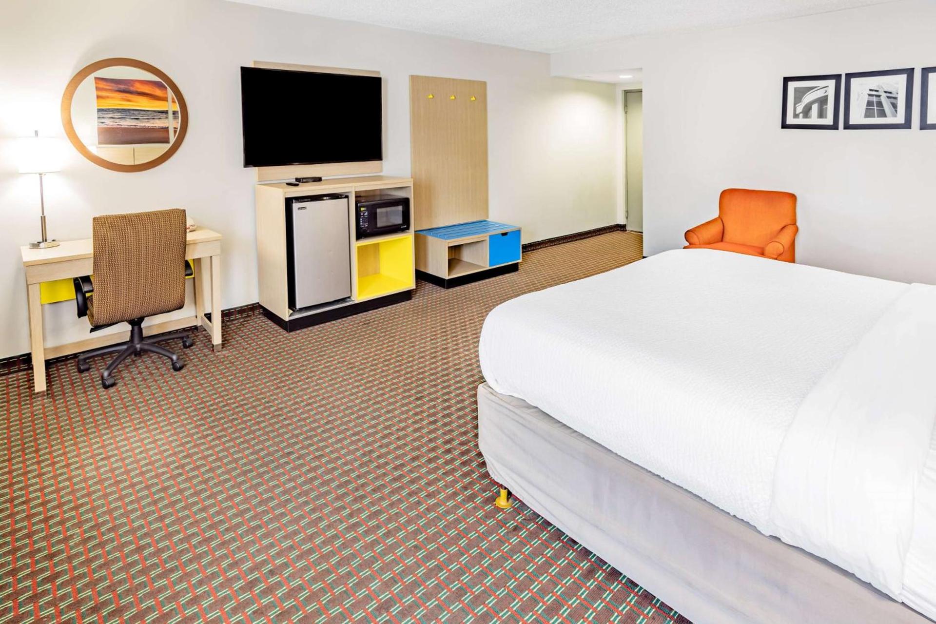 Days Inn by Wyndham Hartsfield Jackson Atlanta Airport West photo 19