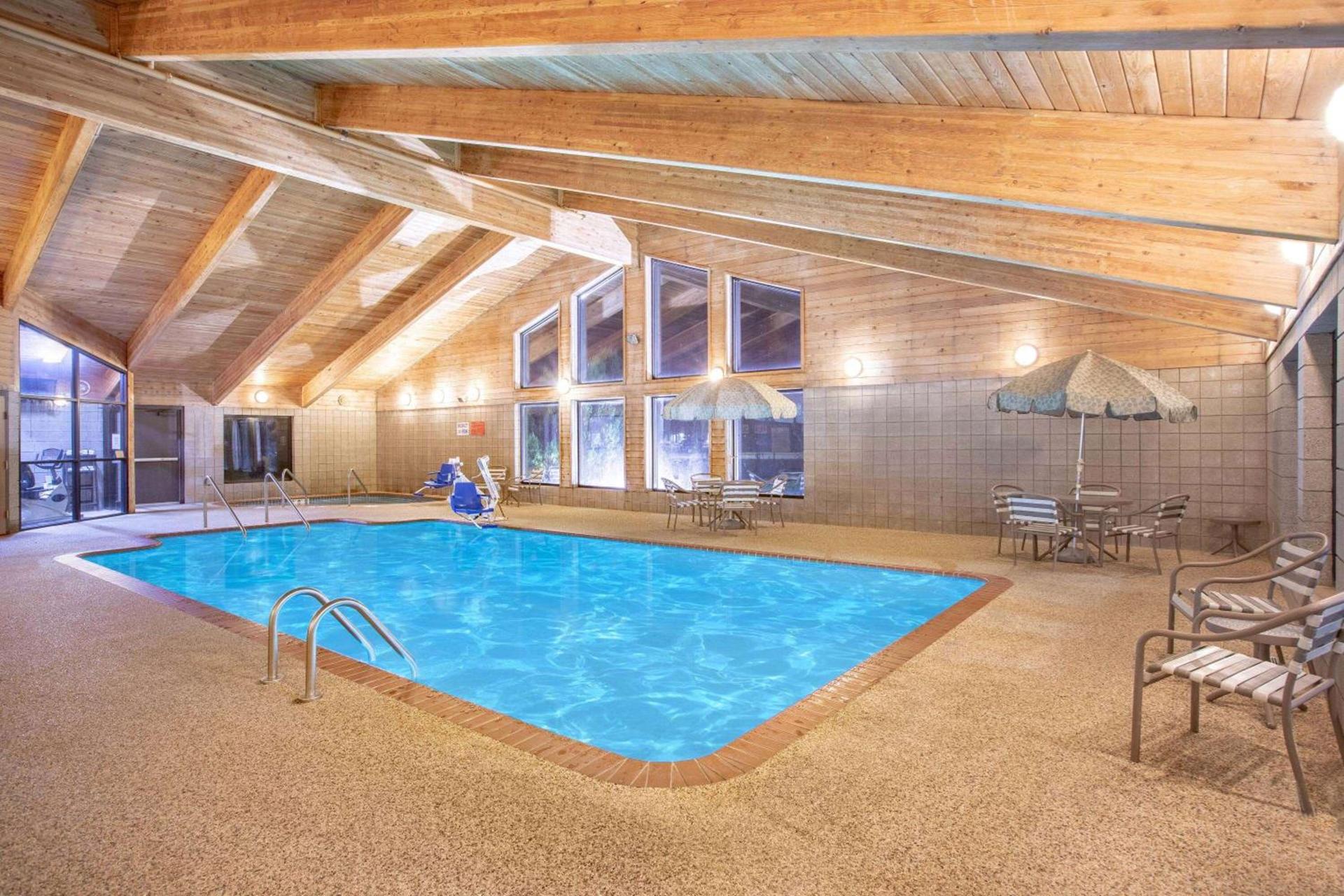 AmericInn by Wyndham Ankeny/Des Moines photo 5