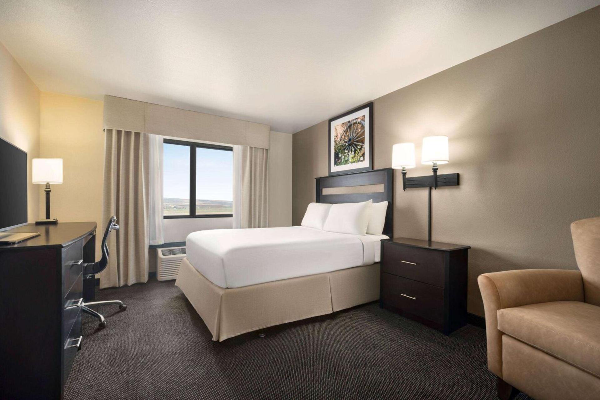 Baymont by Wyndham Elko photo 8