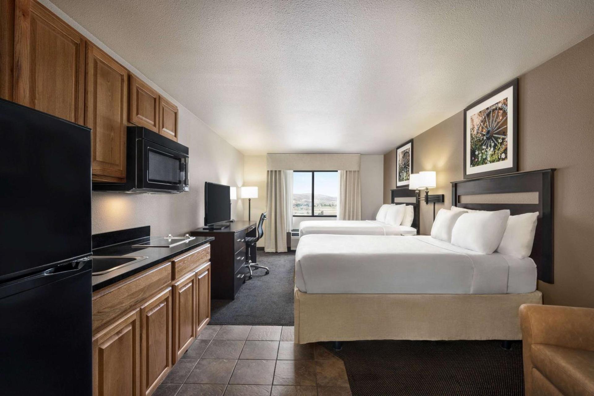 Baymont by Wyndham Elko photo 17